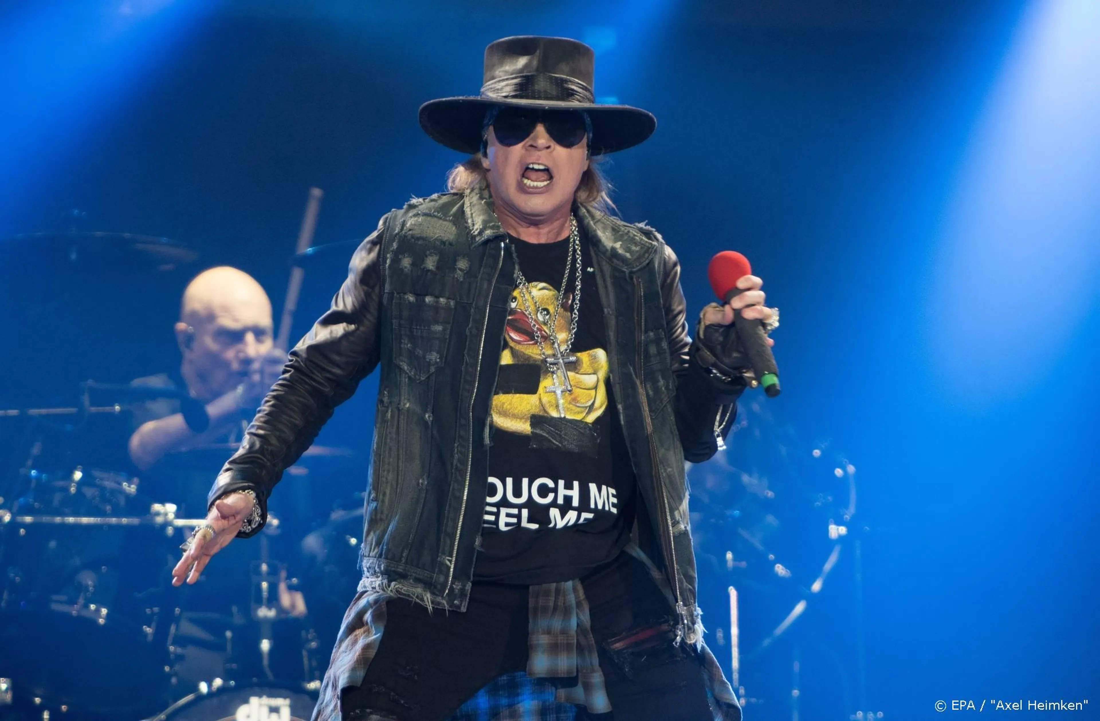 Axel Rose twittert vanwege woede, plicht en verantwoordelijkheid
