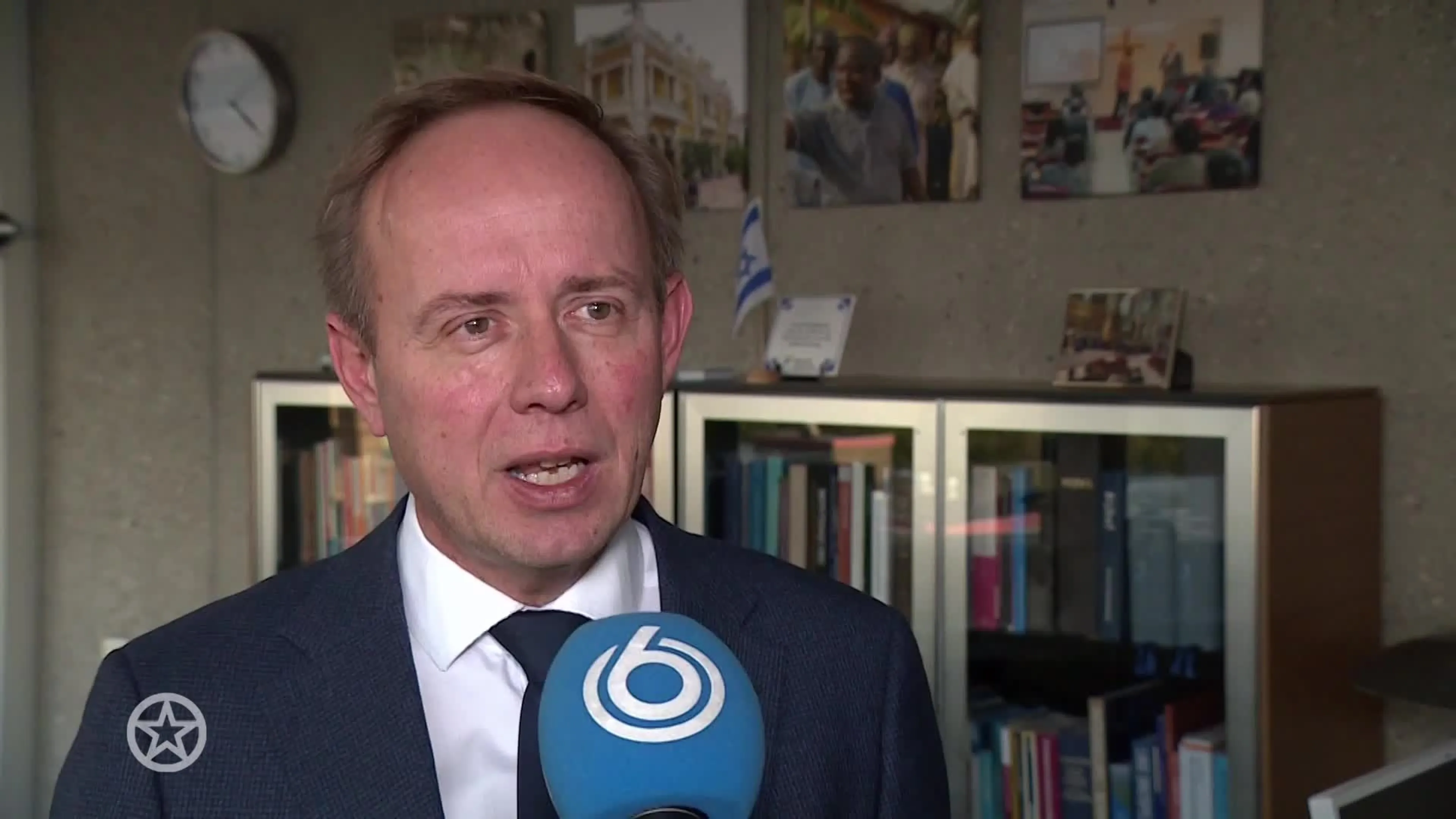 Voormalig SGP-leider Bas van der Vlies (79) overleden