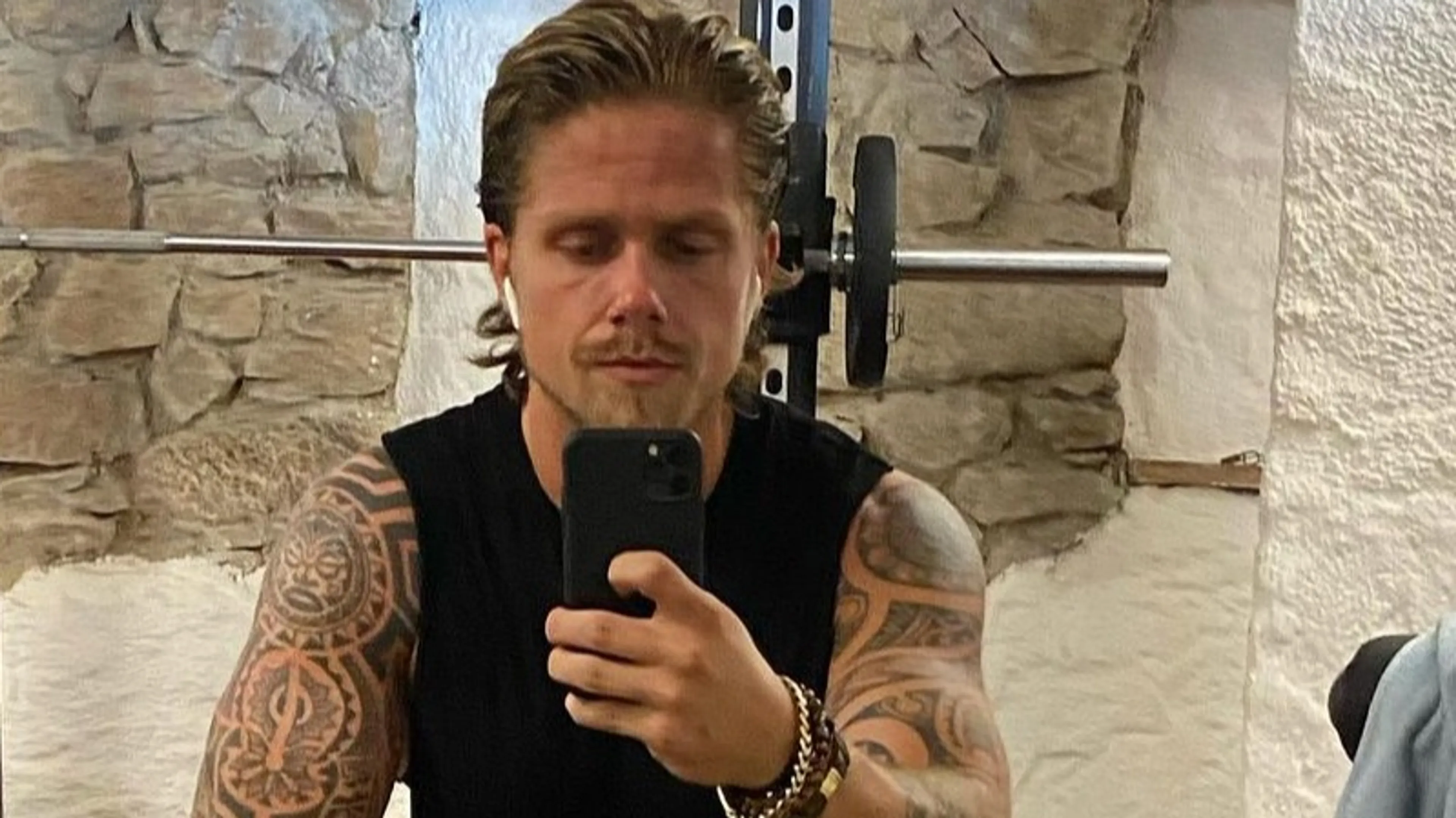 Familie steunt André Hazes in heftige periode