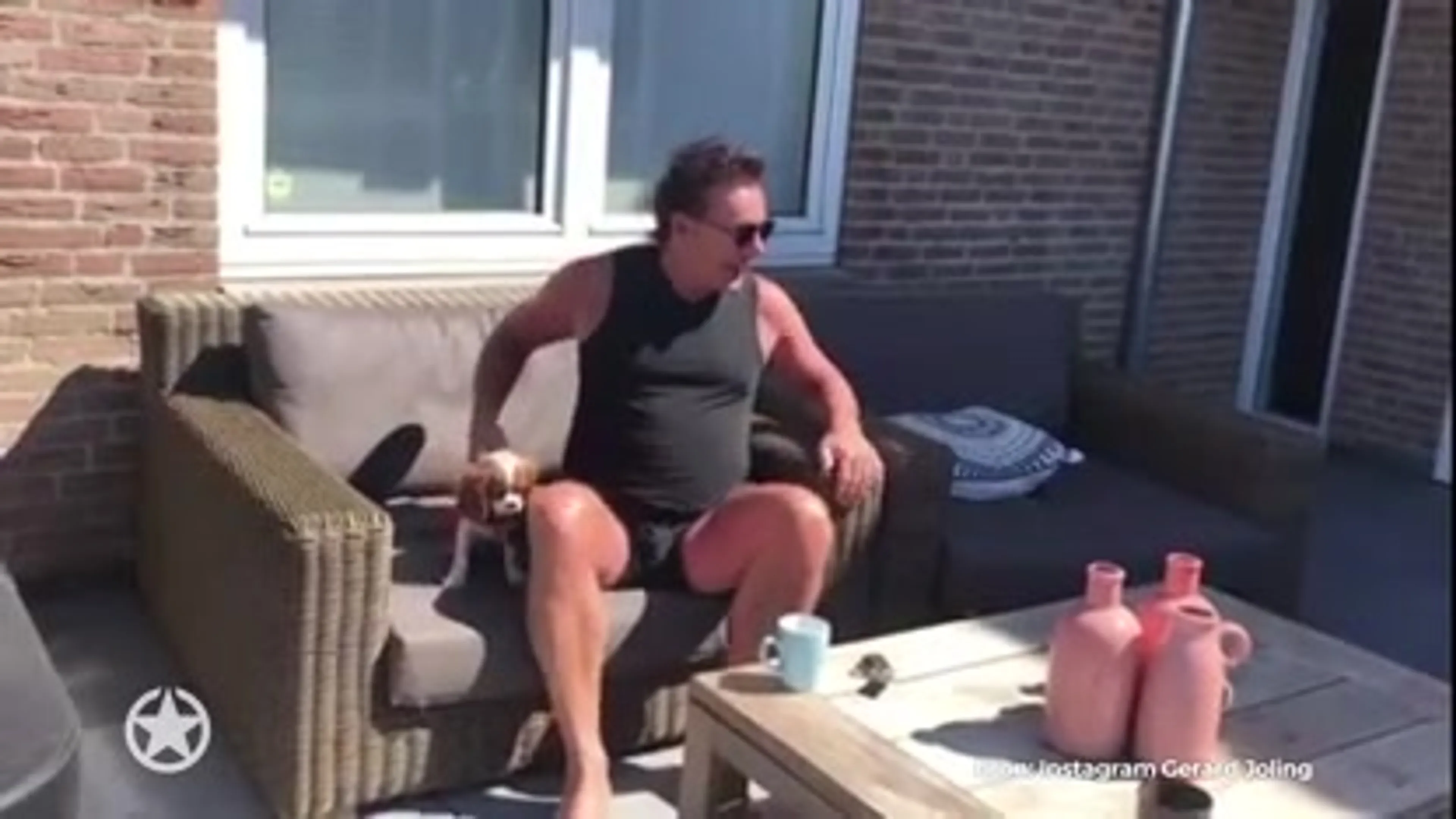 Gerard Joling neemt zijn volgers in de maling