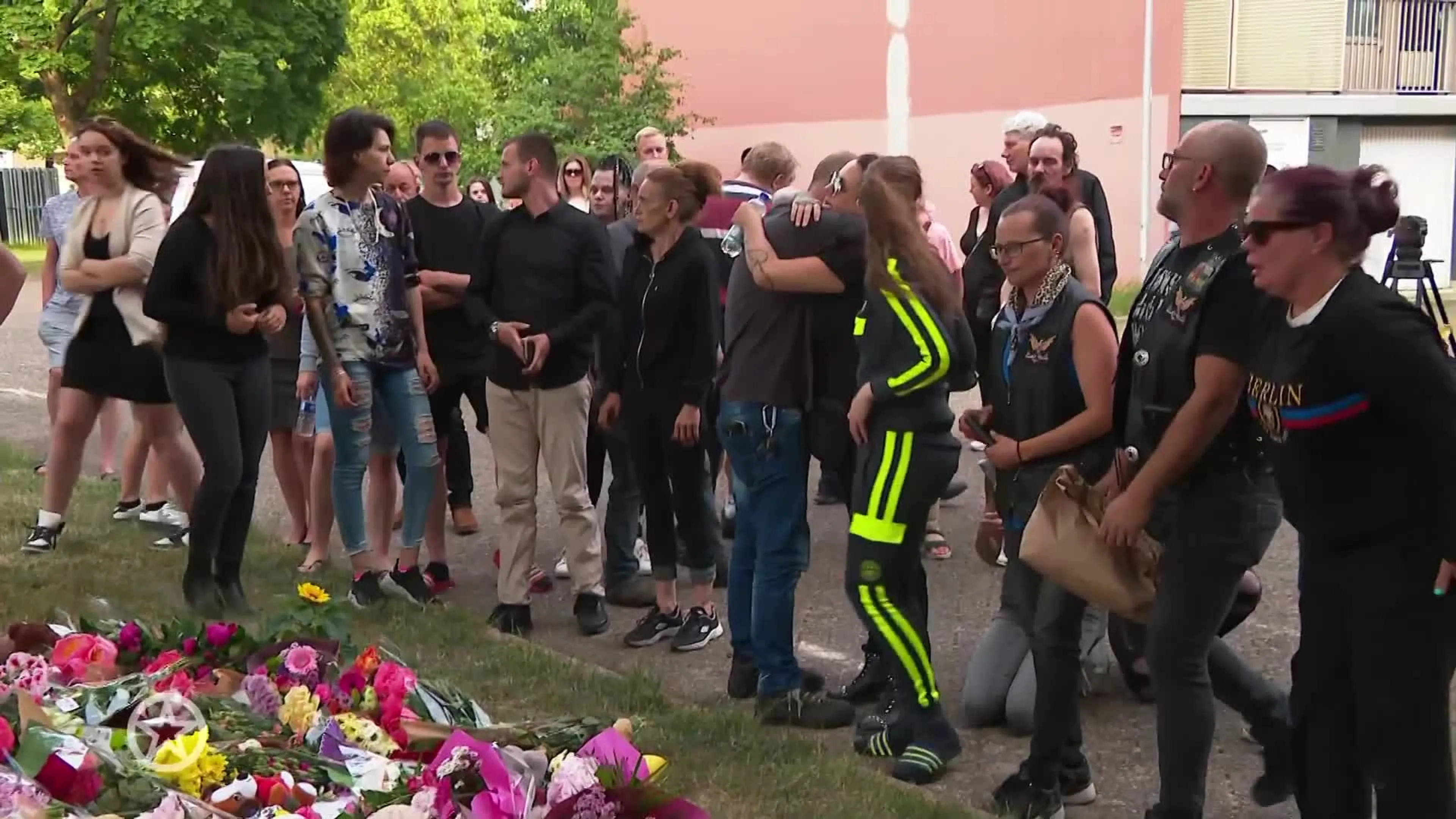 Ouders leggen overlijden Gino uit aan kinderen