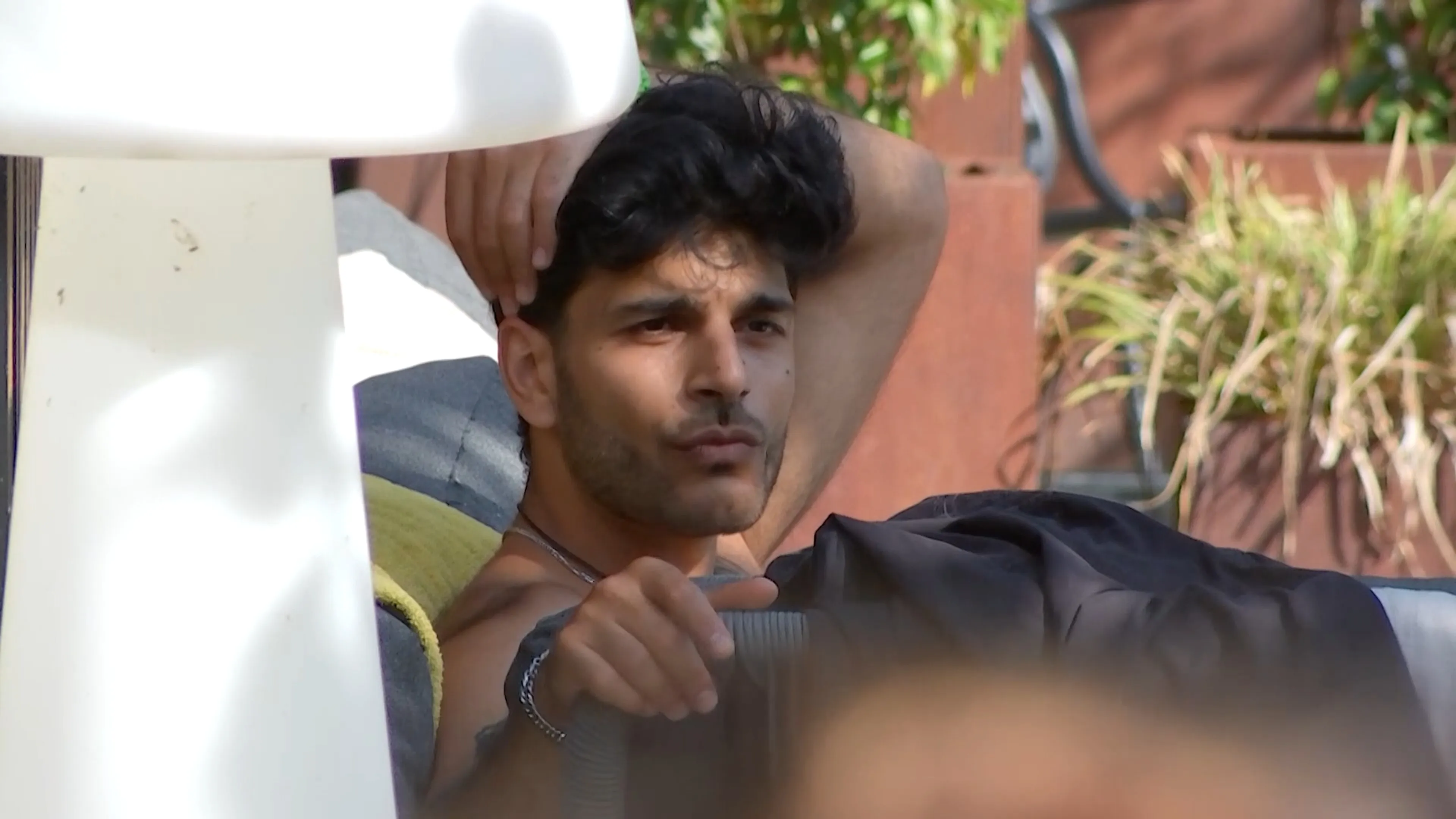 Sayf wil graag meer eten vandaag in De Bondgenoten