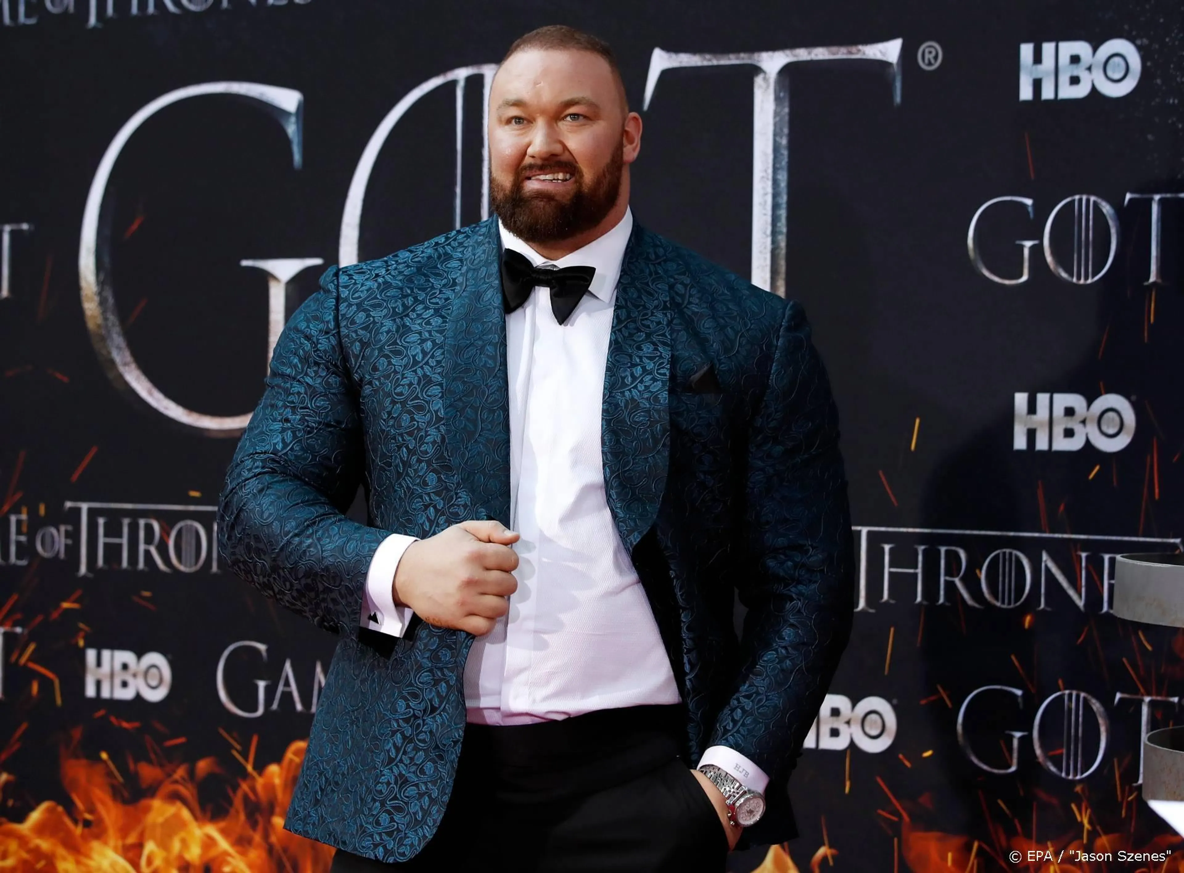 The Mountain deadlift 501 kilo en boekt wereldrecord