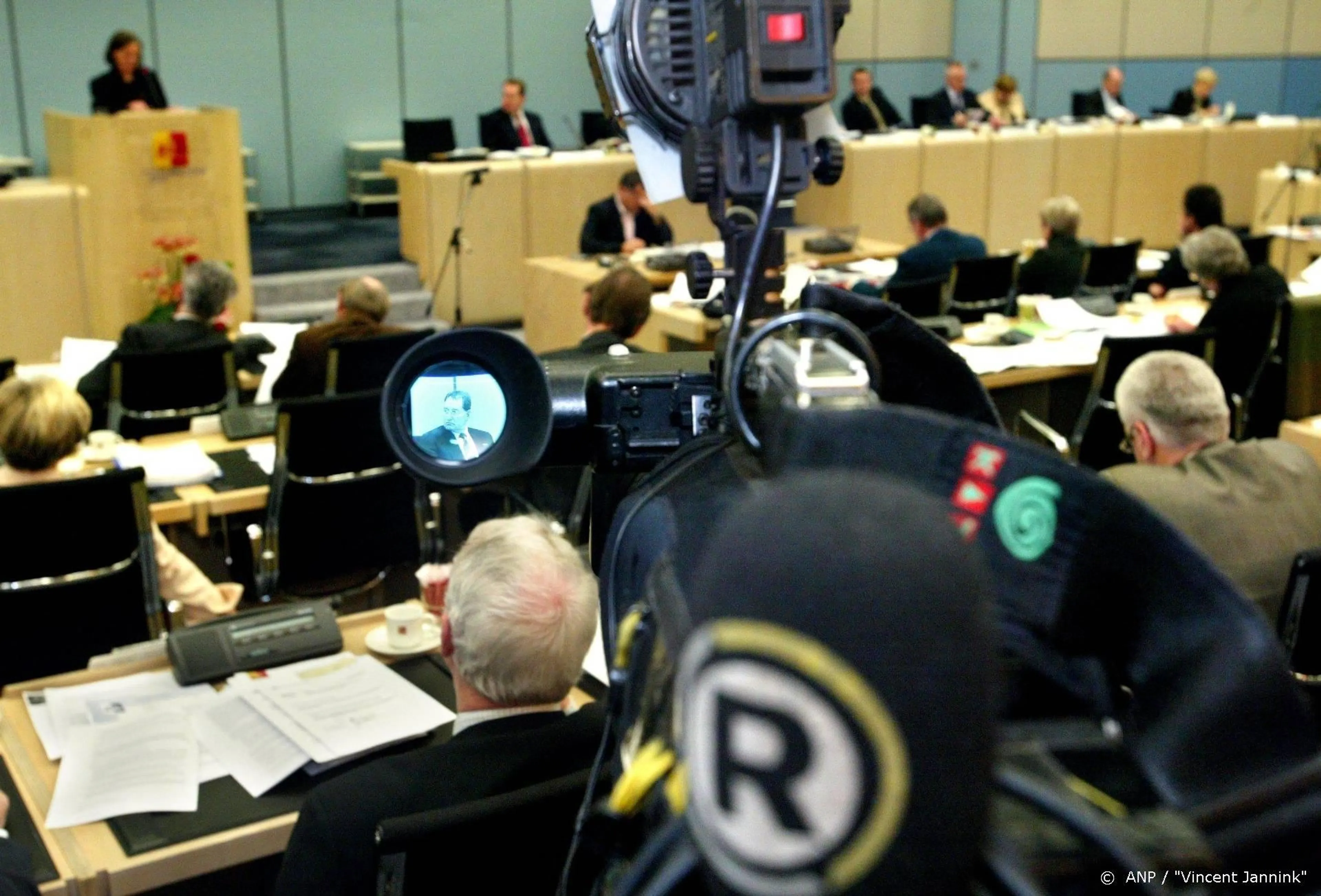 'Lokale omroepen dreigen te verdwijnen door coronacrisis'