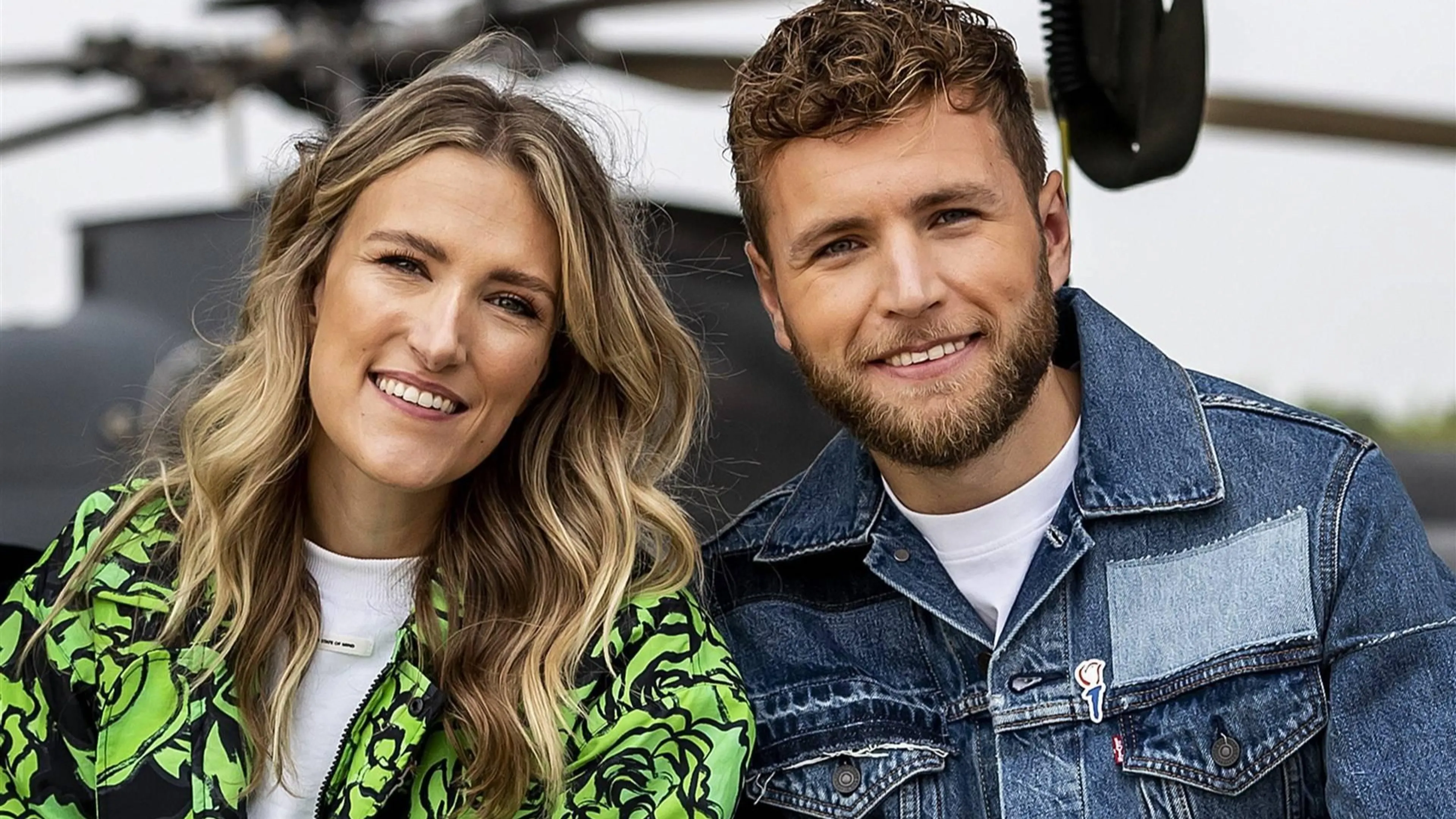 Freek geniet met volle teugen zonder zijn vrouw Suzan