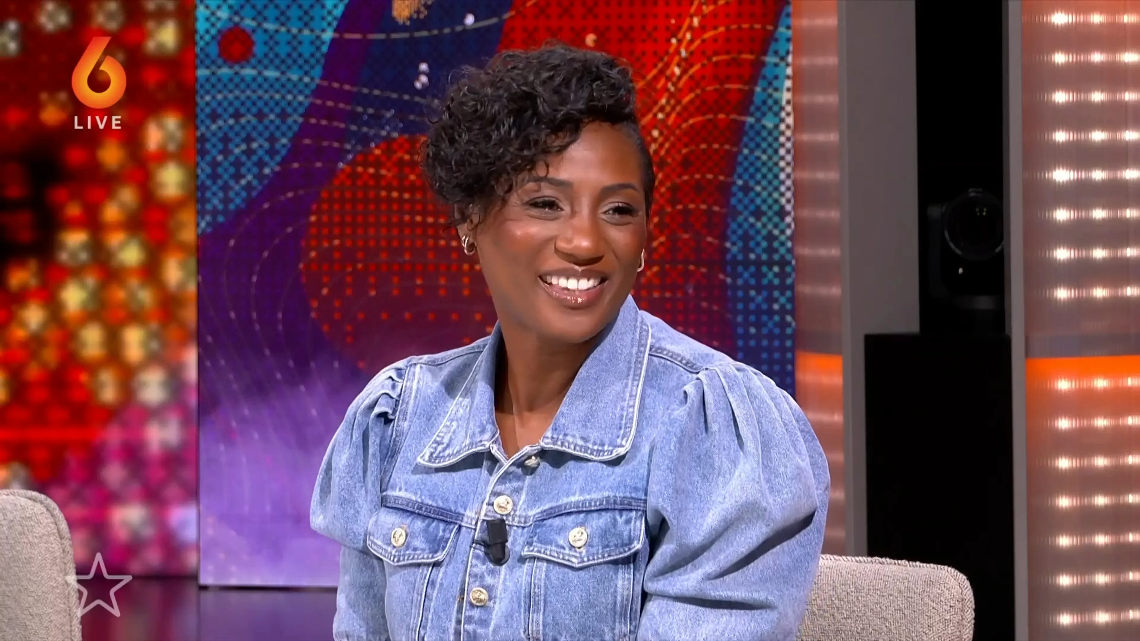 Edsilia Rombley te gast bij Shownieuws: 'Dertig jaar in het vak!'