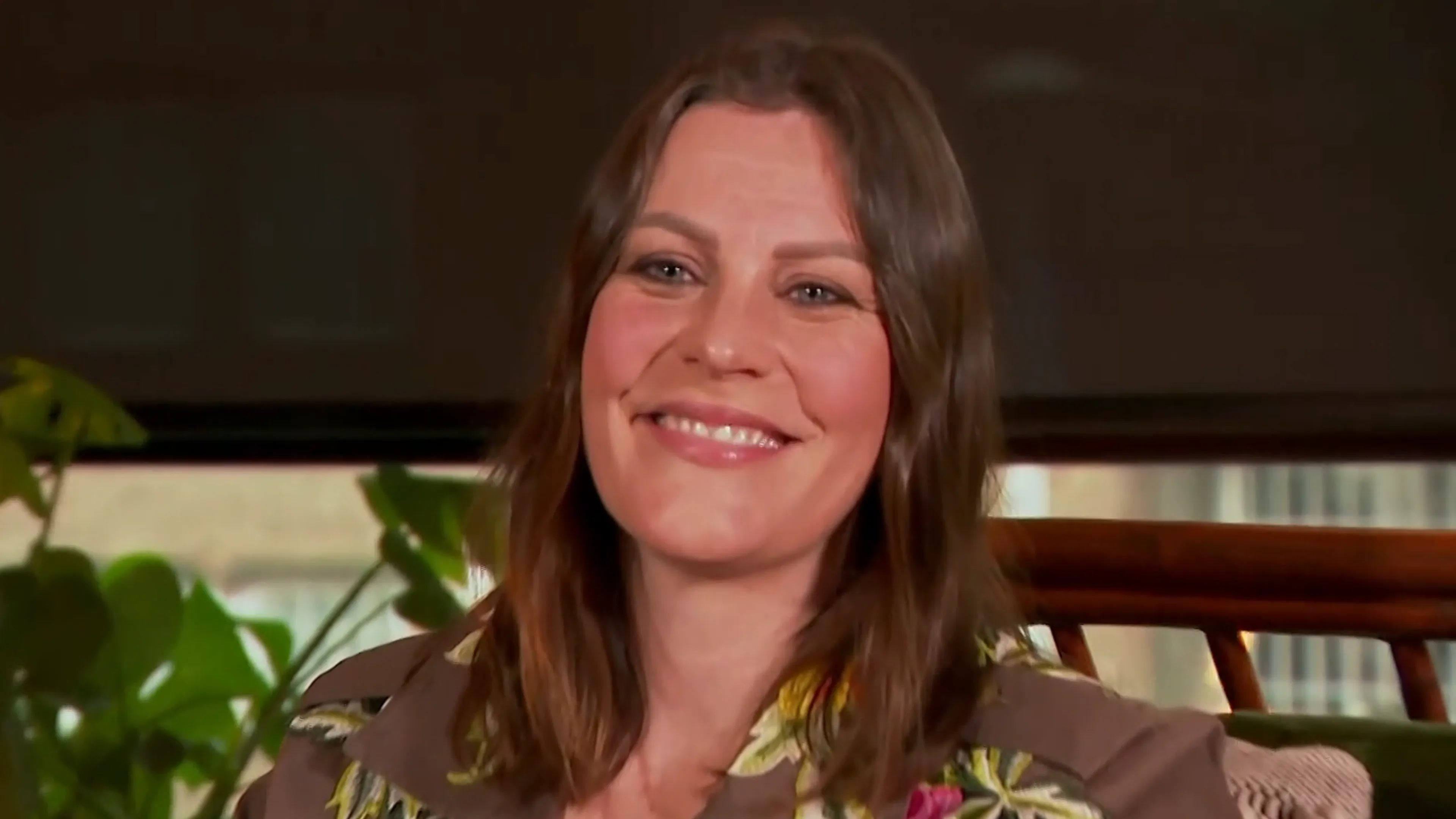 Floor Jansen eerlijk over heftige zwangerschap: 'Viel gewoon om'
