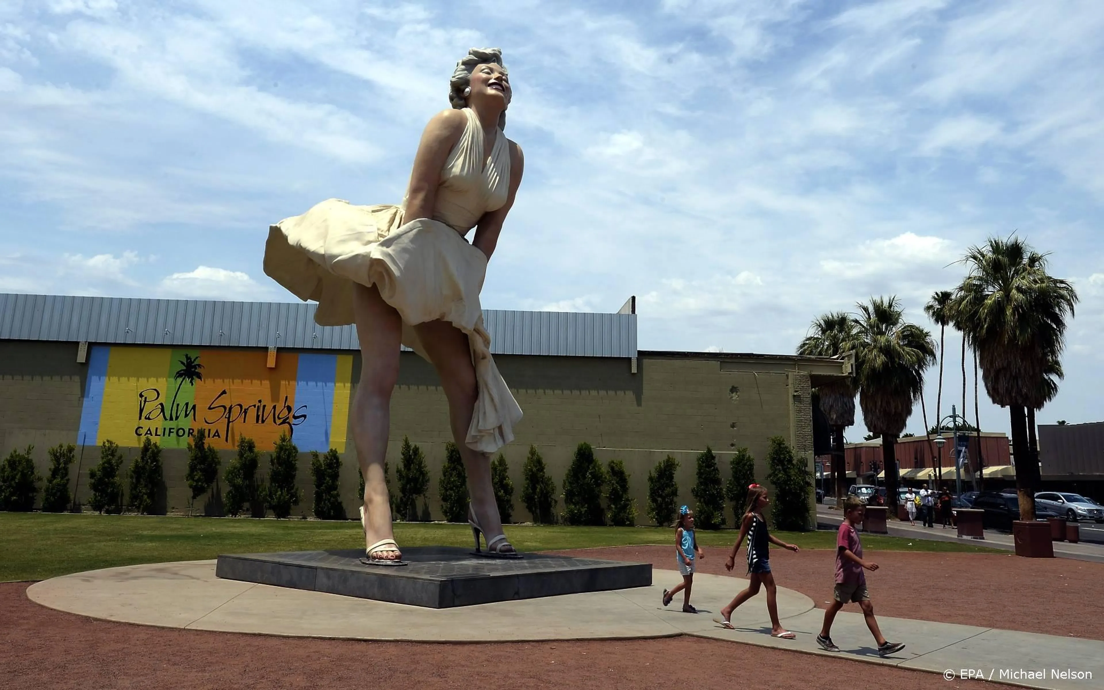 Flinke commotie om pikant beeld van Marilyn Monroe