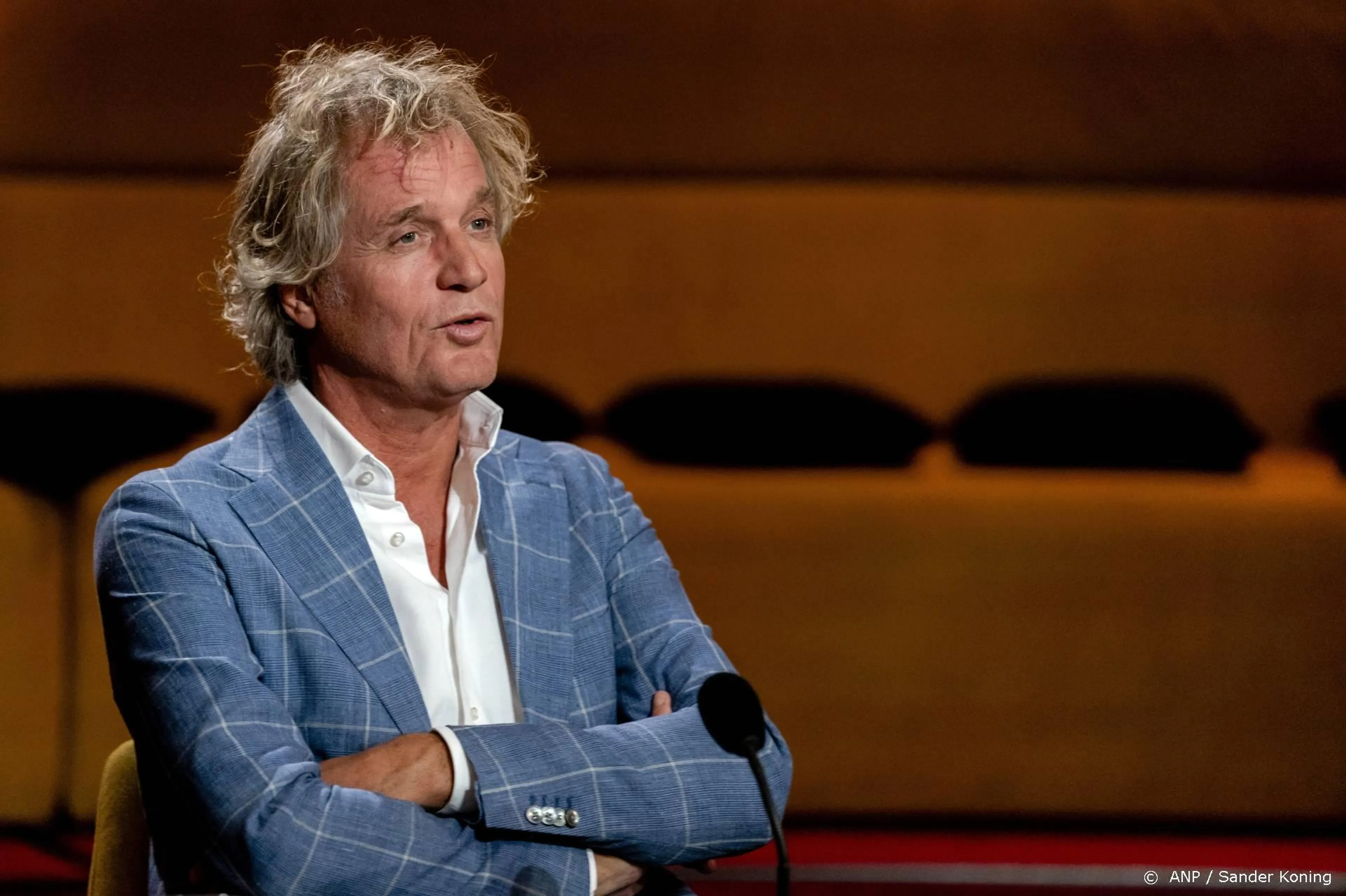 Pauw zocht wel contact met Van Nieuwkerk VOOR Volkskrantartikel: 'Geen reactie' 