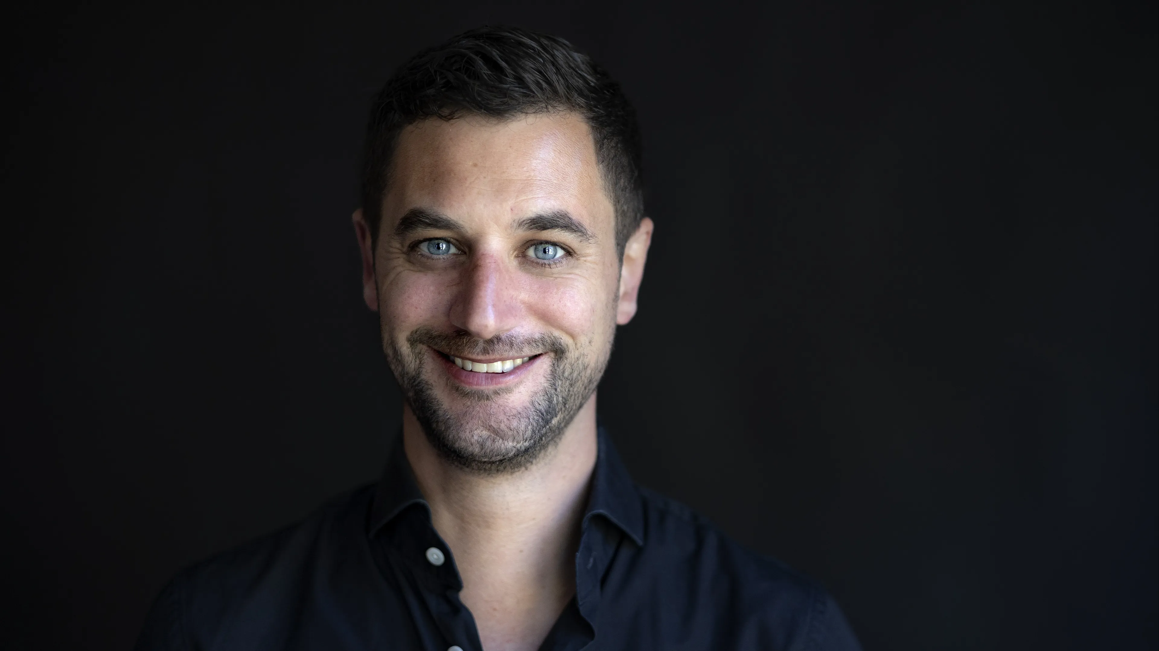 Victor Abeln wordt geprankt door bekende tijdens laatste uitzending 