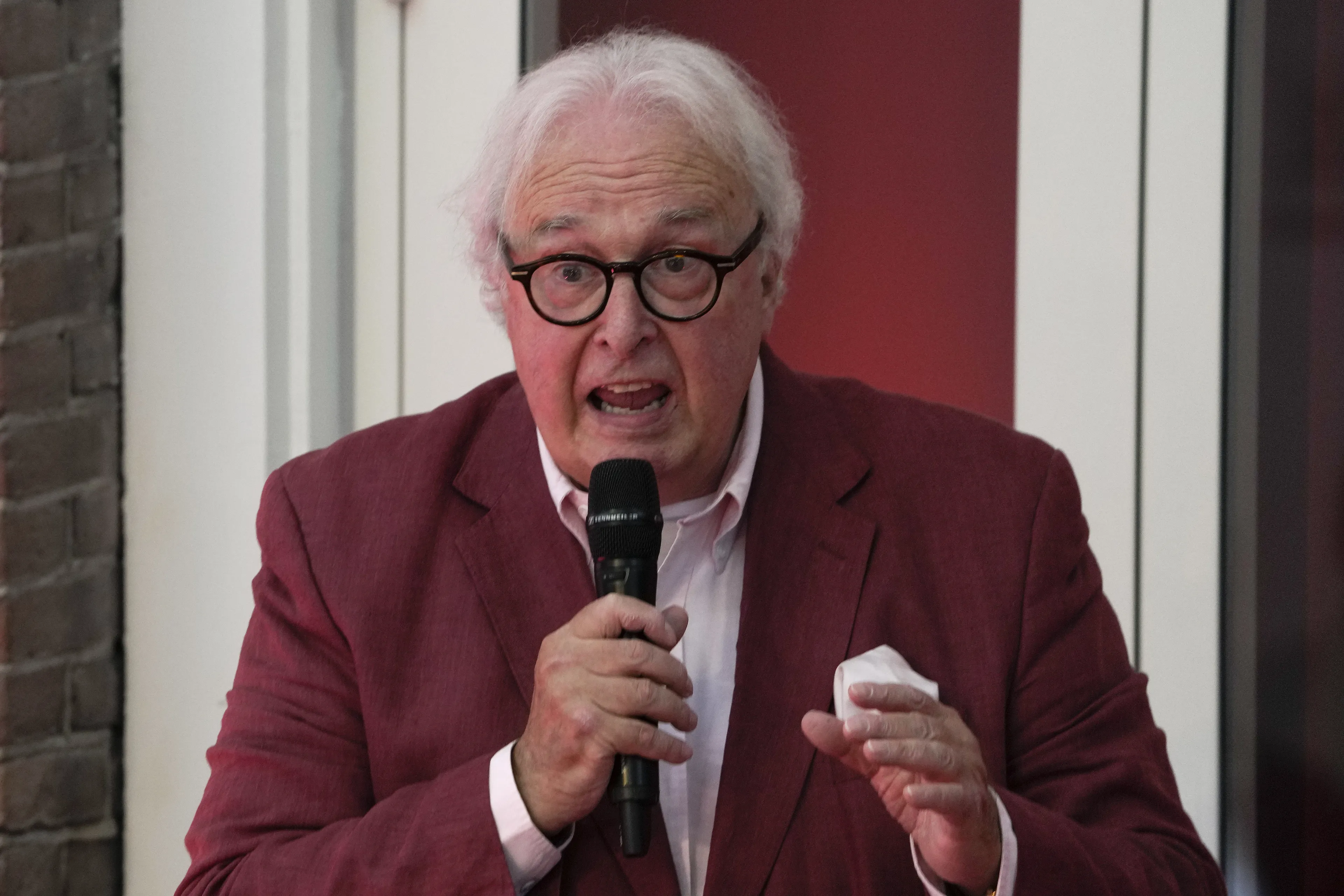 Ging Mart Smeets te ver? 'Vuile, verrotte hond'