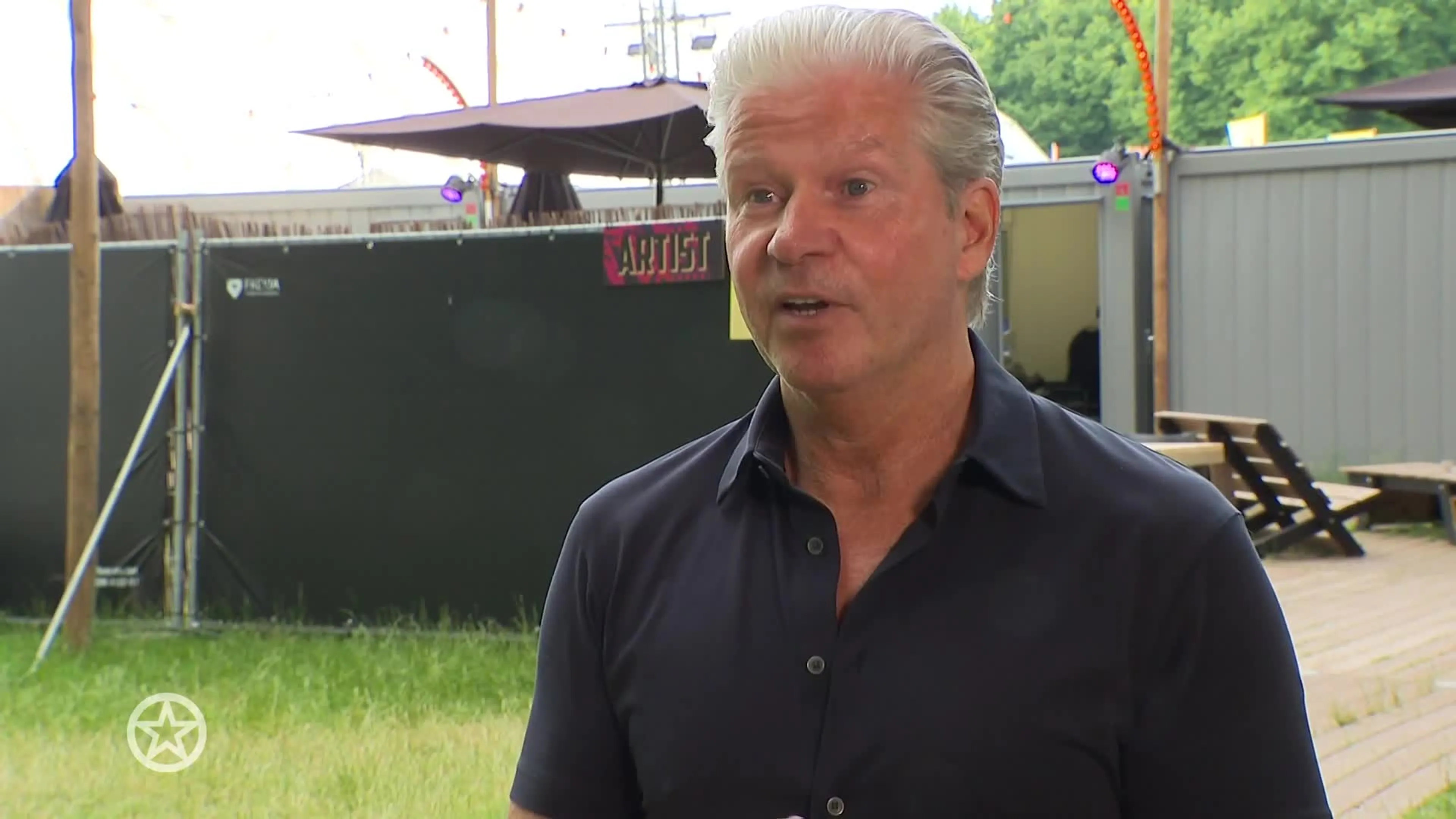 ZIEN: Dries Roelvink bereidt zich in Rome voor op inzending Songfestival-hit