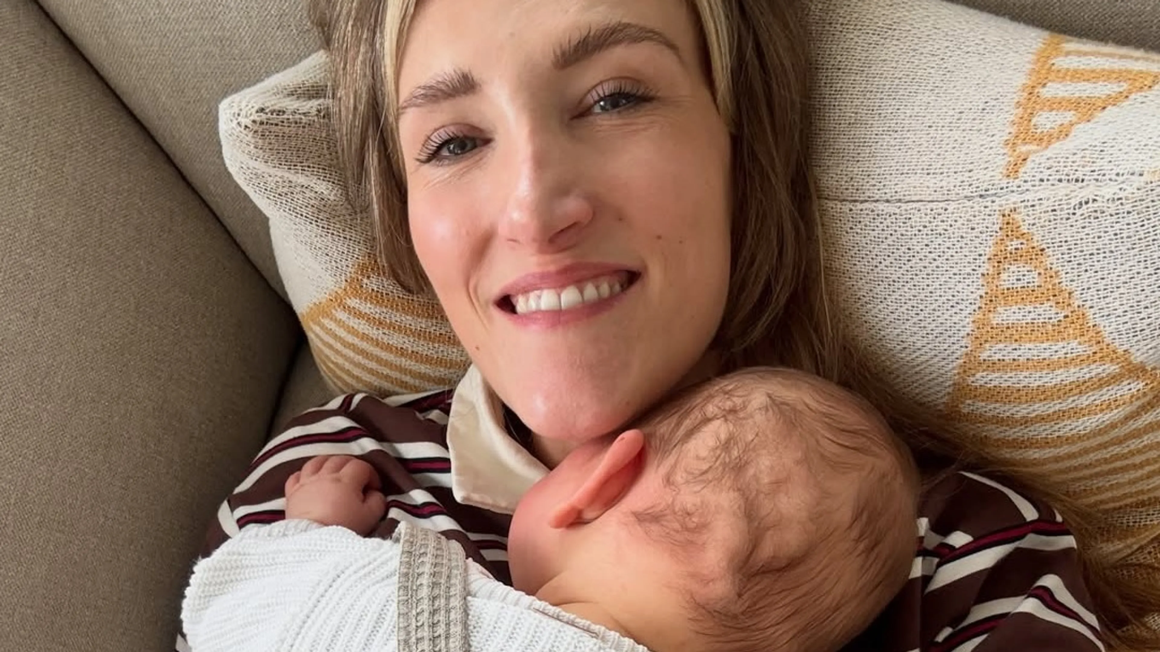 Zien: Suzan Stortelder viert eerste Moederdag als mama met baby Sef