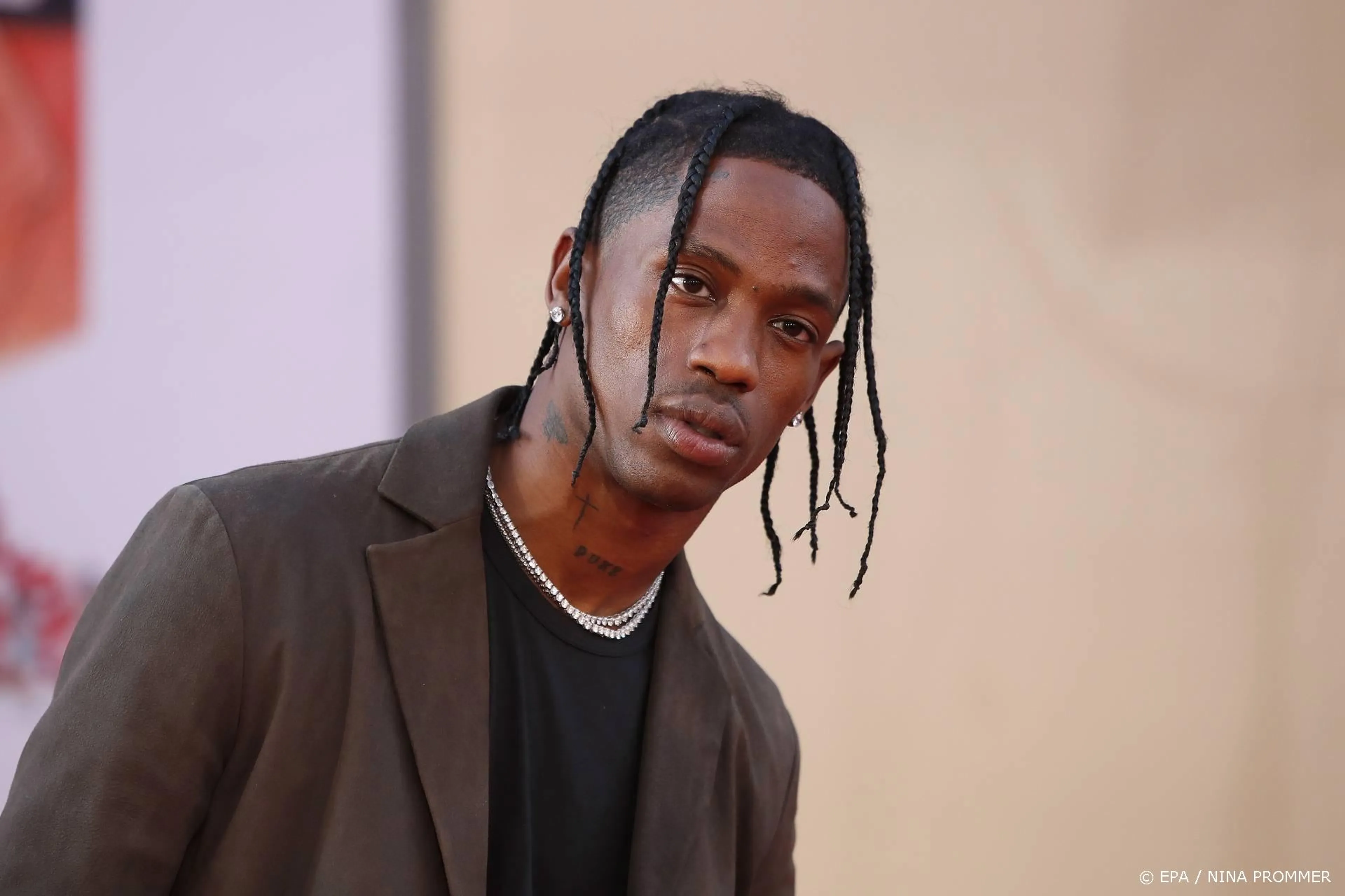 Travis Scott betaalt begrafeniskosten en start hulplijn