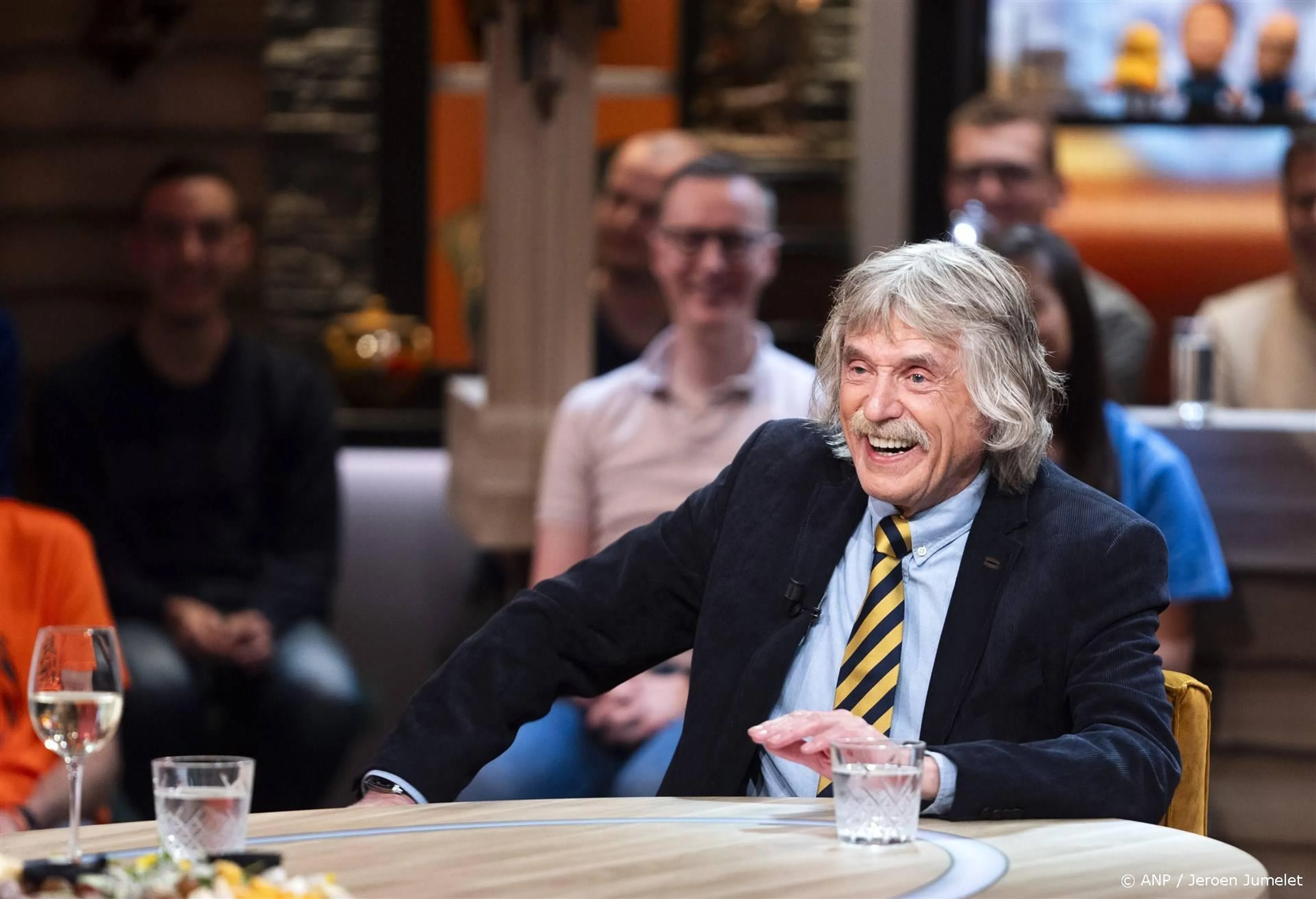 Bijzondere bekendmaking over Johan Derksen