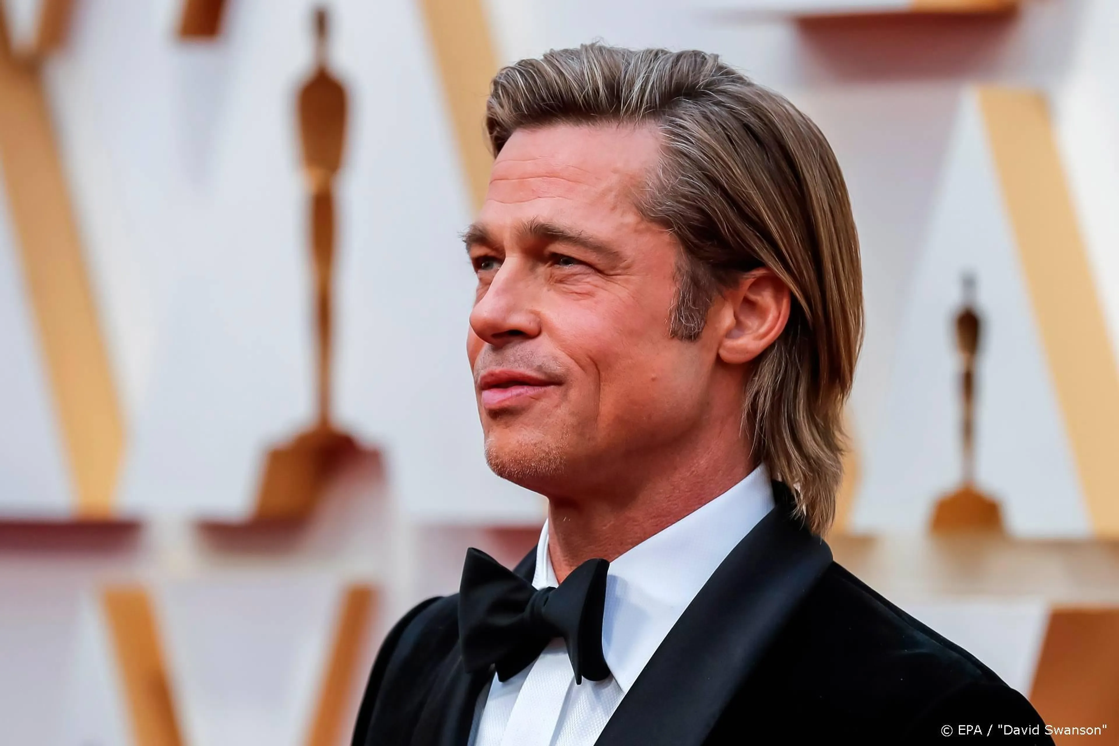 Brad Pitt en Alia Shawkat zijn niet aan het daten