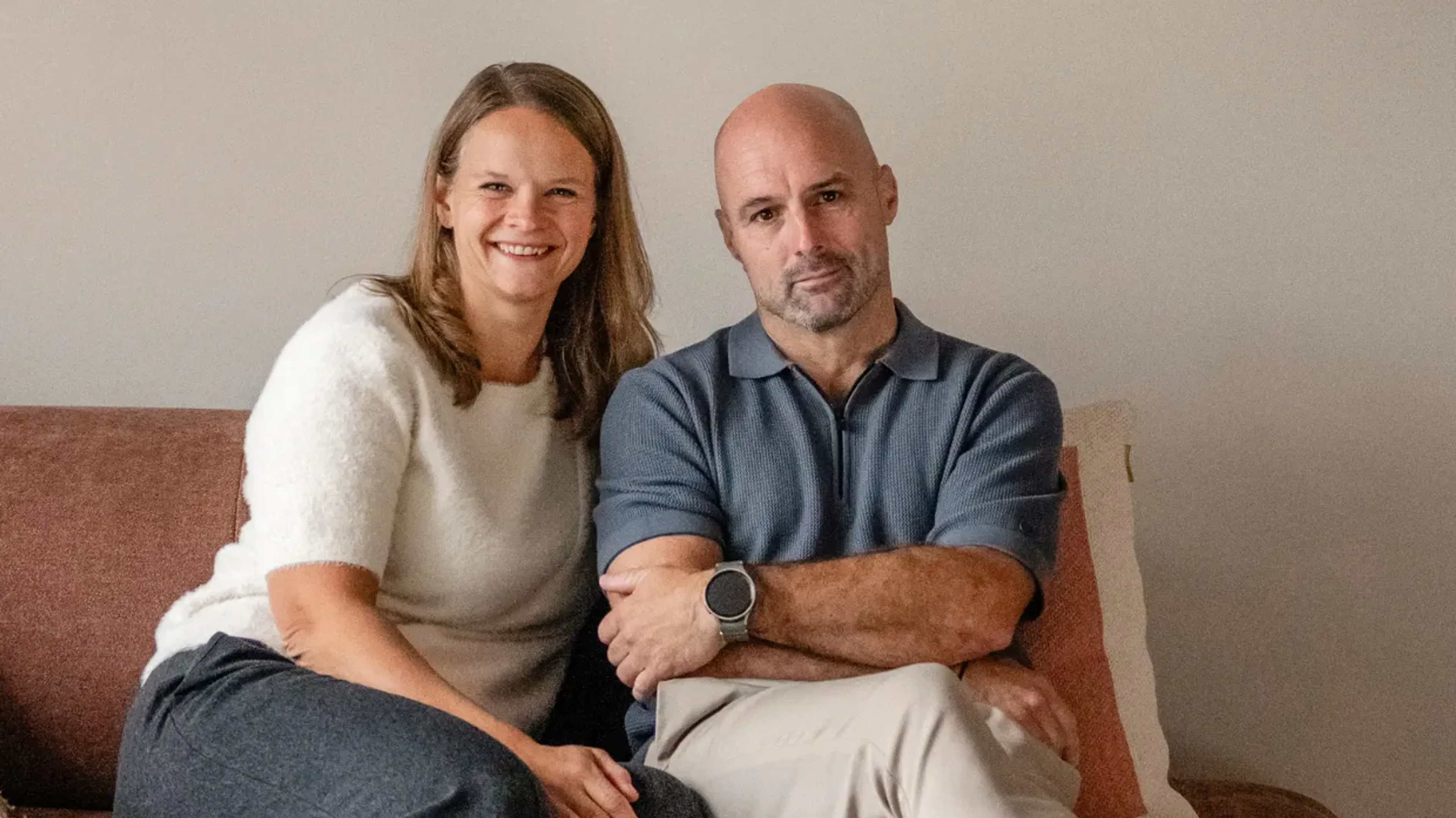 VTWonen-René en Denise zetten beruchte bank te koop na nieuwe inrichting