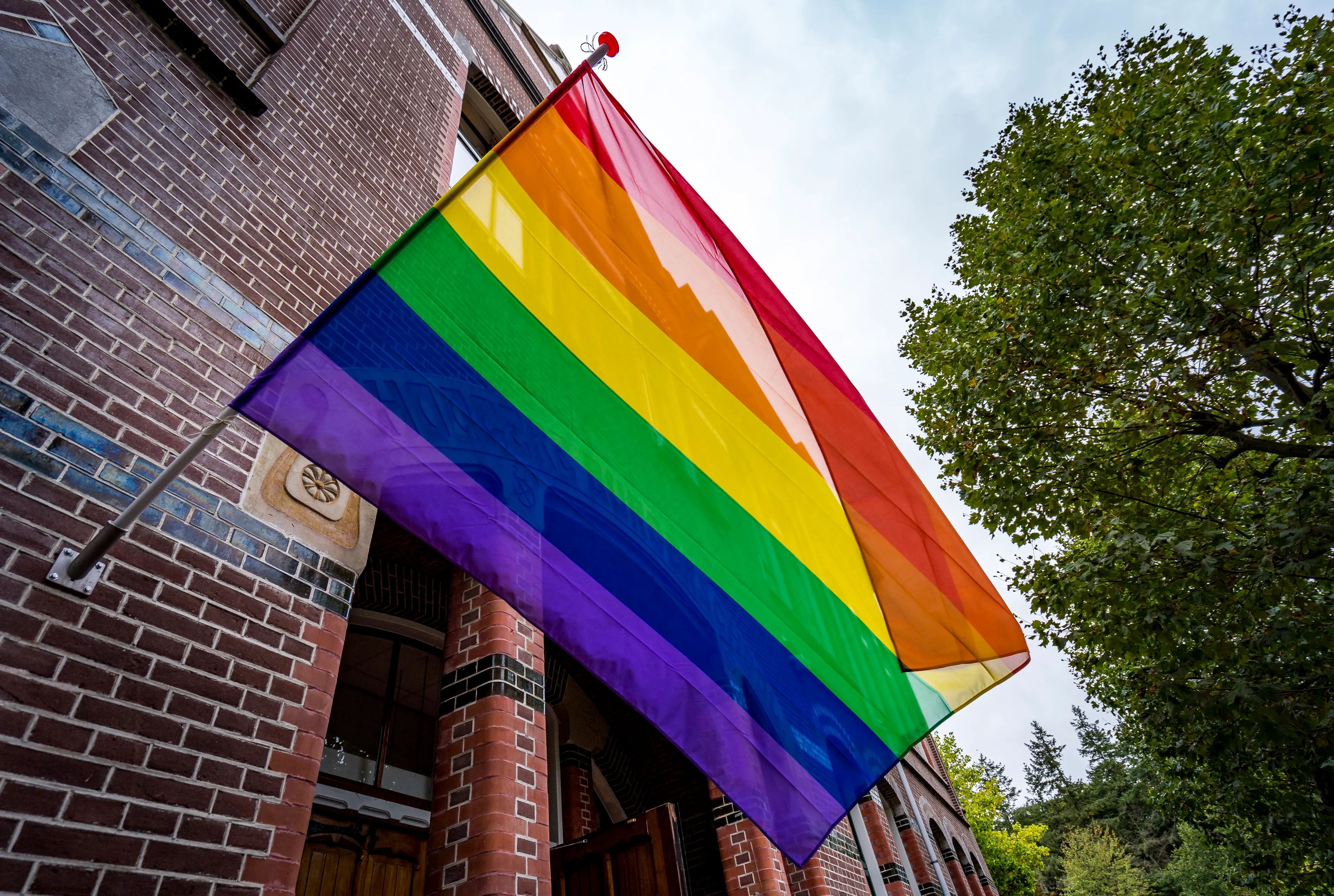 Hoofdredacteur Gay Krant treedt terug na arrestatie