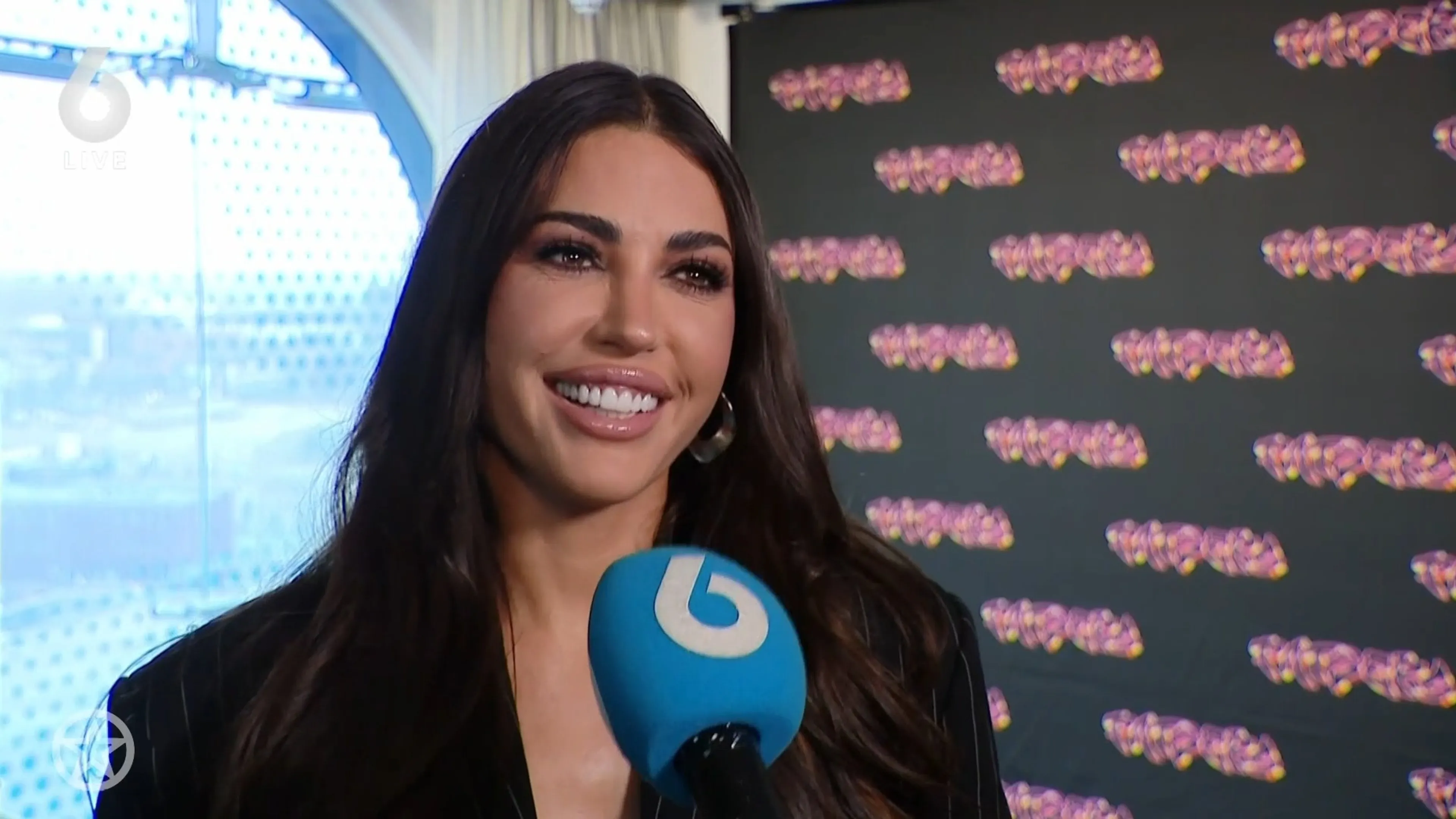 Zal Wesley Sneijder te zien zijn in de realityserie van Yolanthe Cabau?