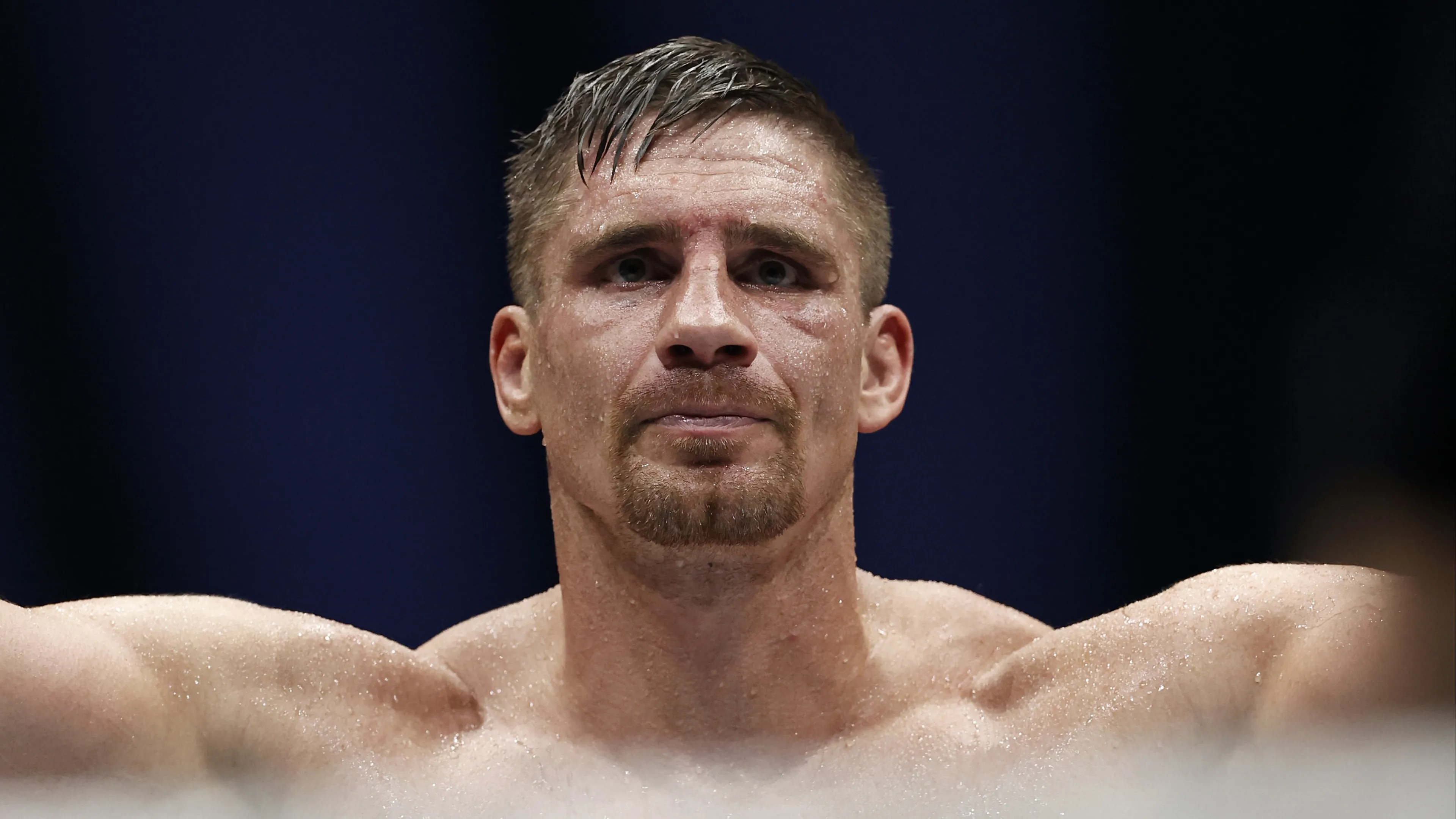 Rico Verhoeven staat stil bij verlies moeder in verjaardagsbericht voor zus