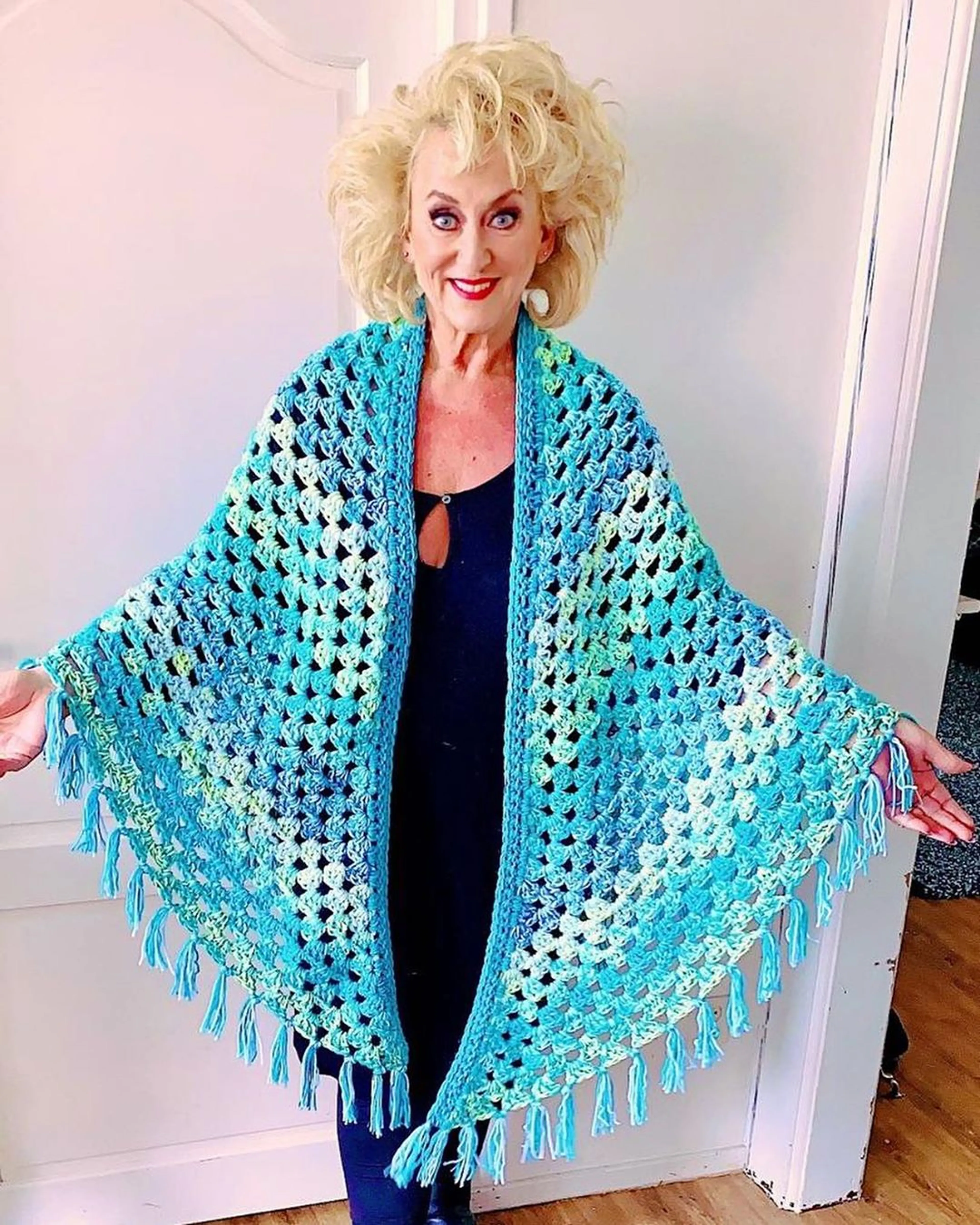 ZIEN: Karin Bloemen onherkenbaar op deze foto