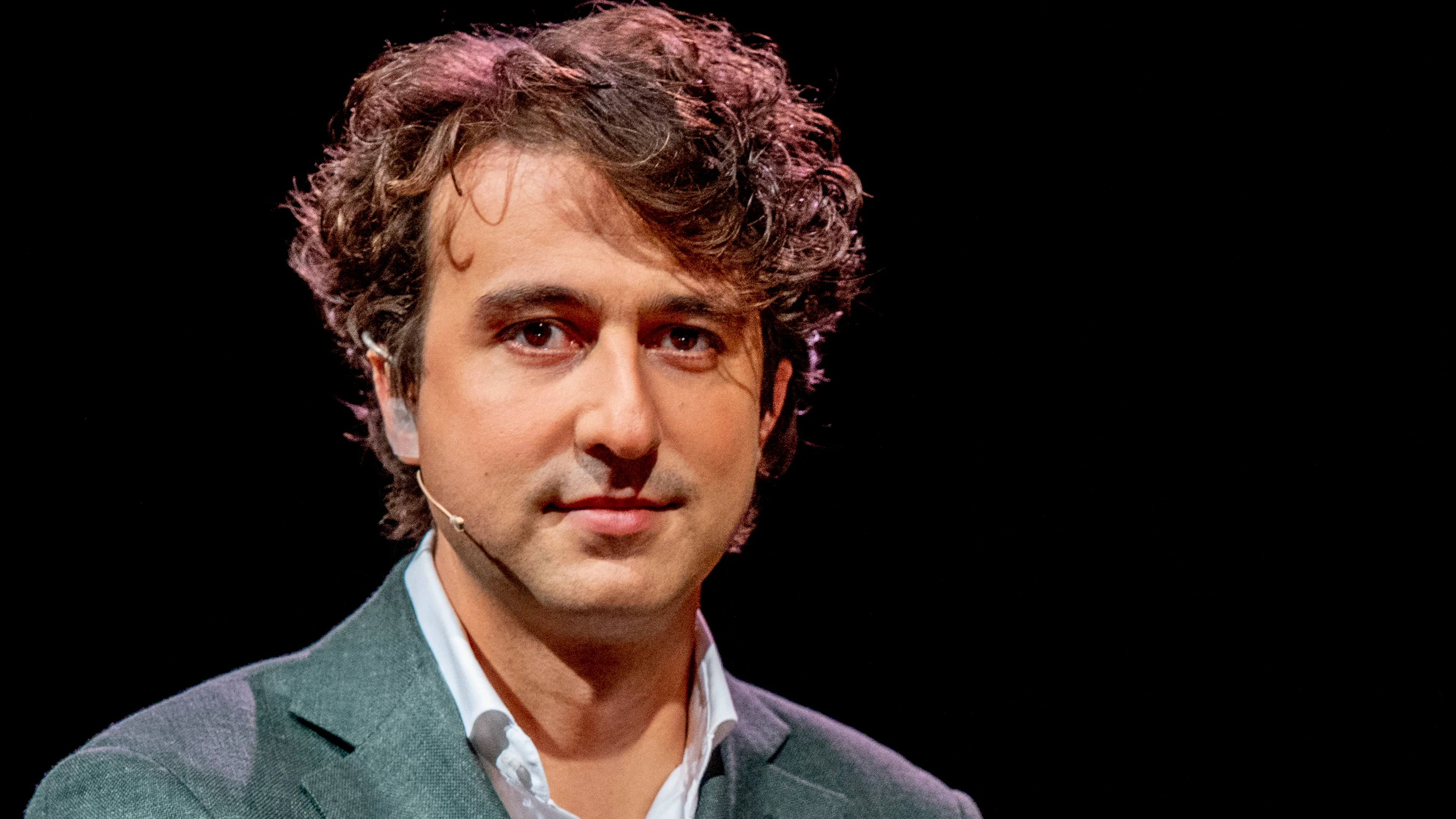 Internet gaat los op outfit Jesse Klaver