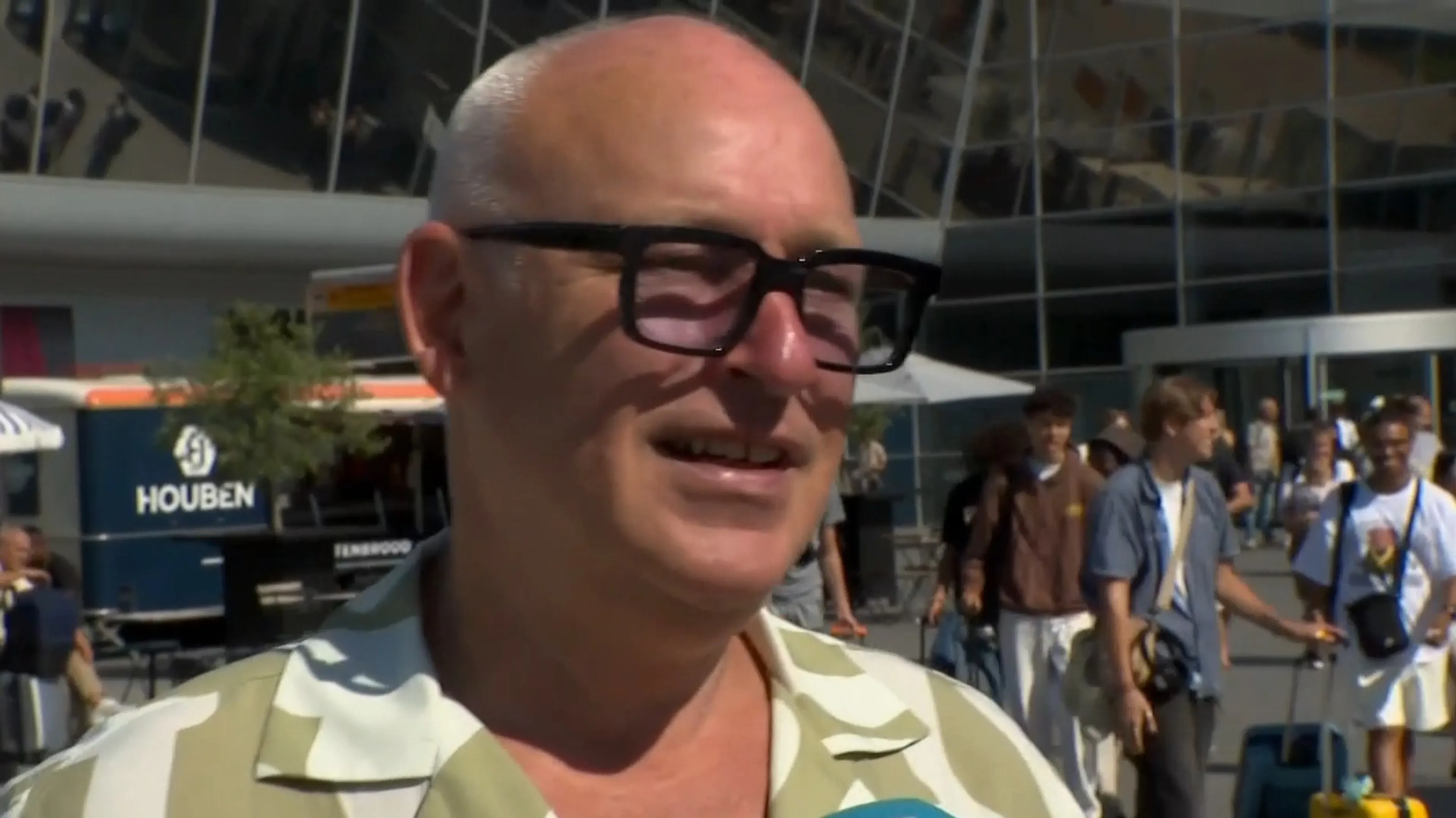 Kritiek op 'klagende' René van der Gijp: 'Schaam je'