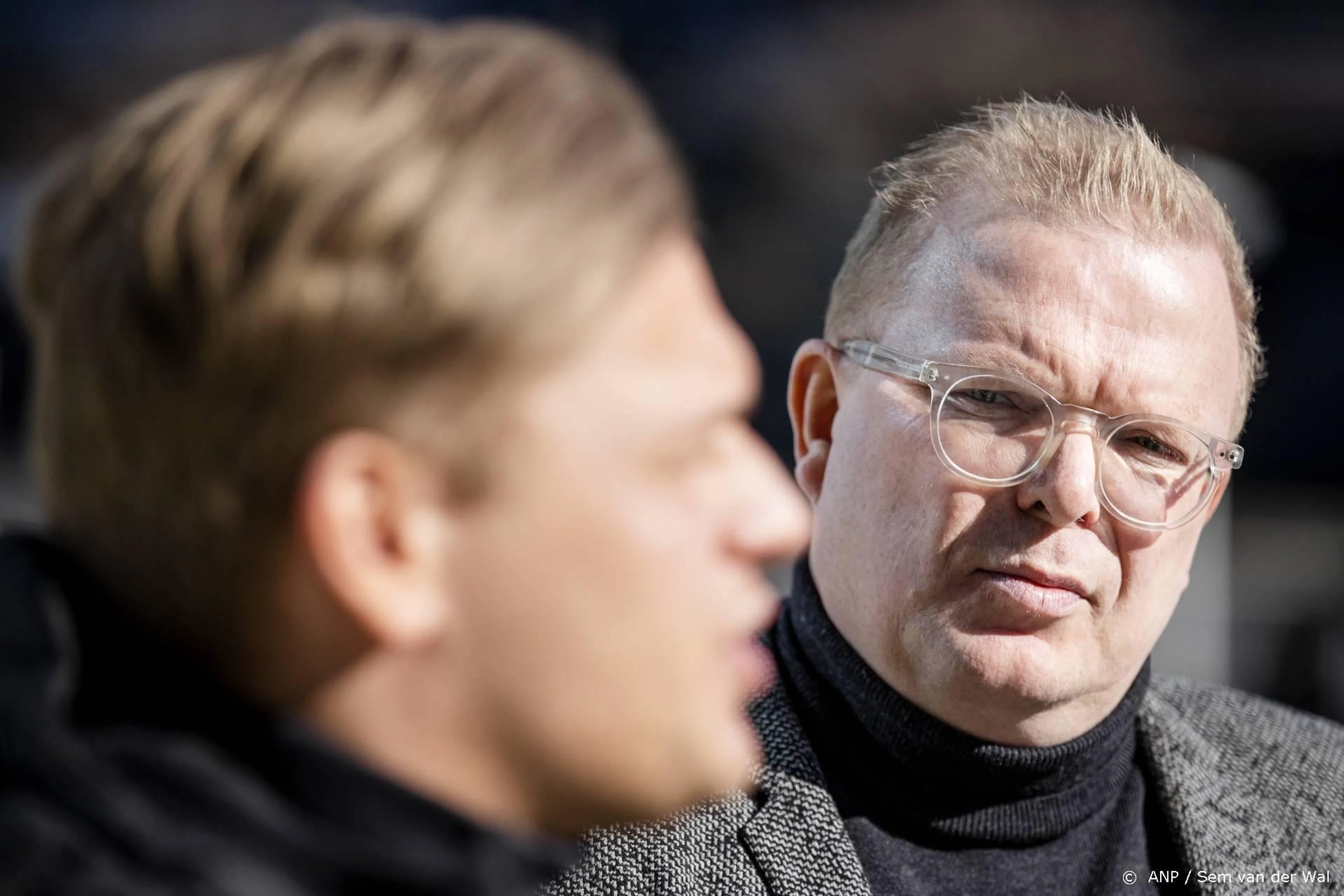Twitter verwijdert Jan Roos na tweet over homo's