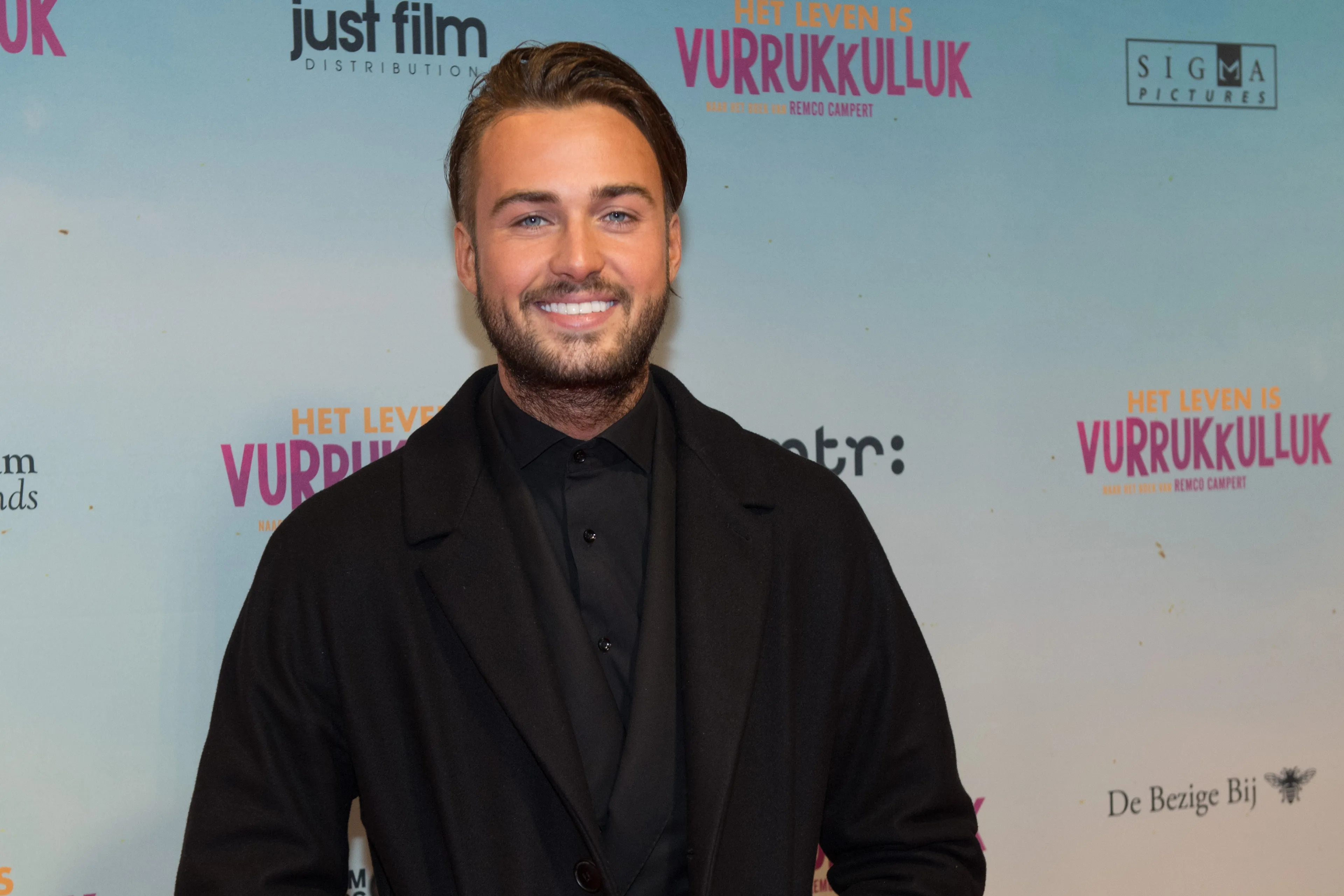 ZIEN: De nieuwe look van Dave Roelvink!