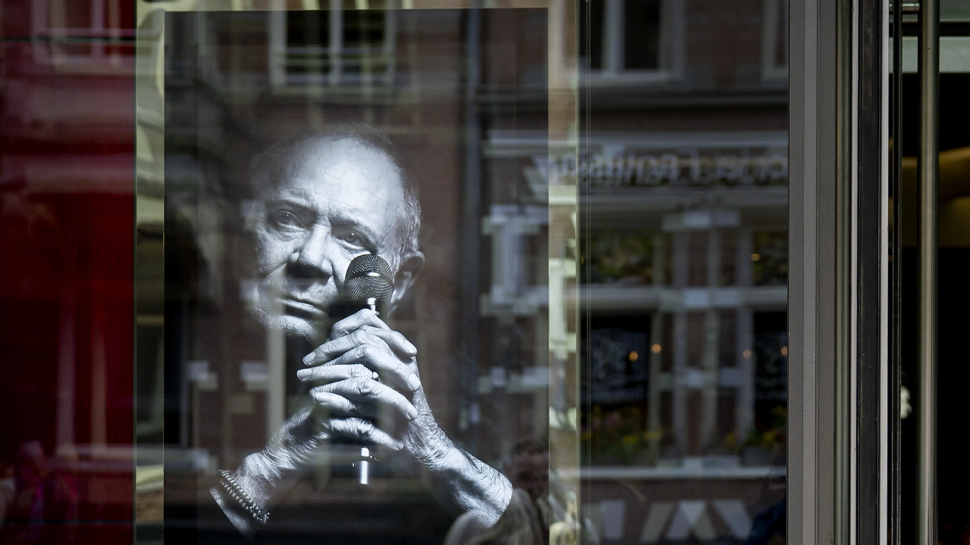 Ook bekend Nederland neemt afscheid van Rob de Nijs