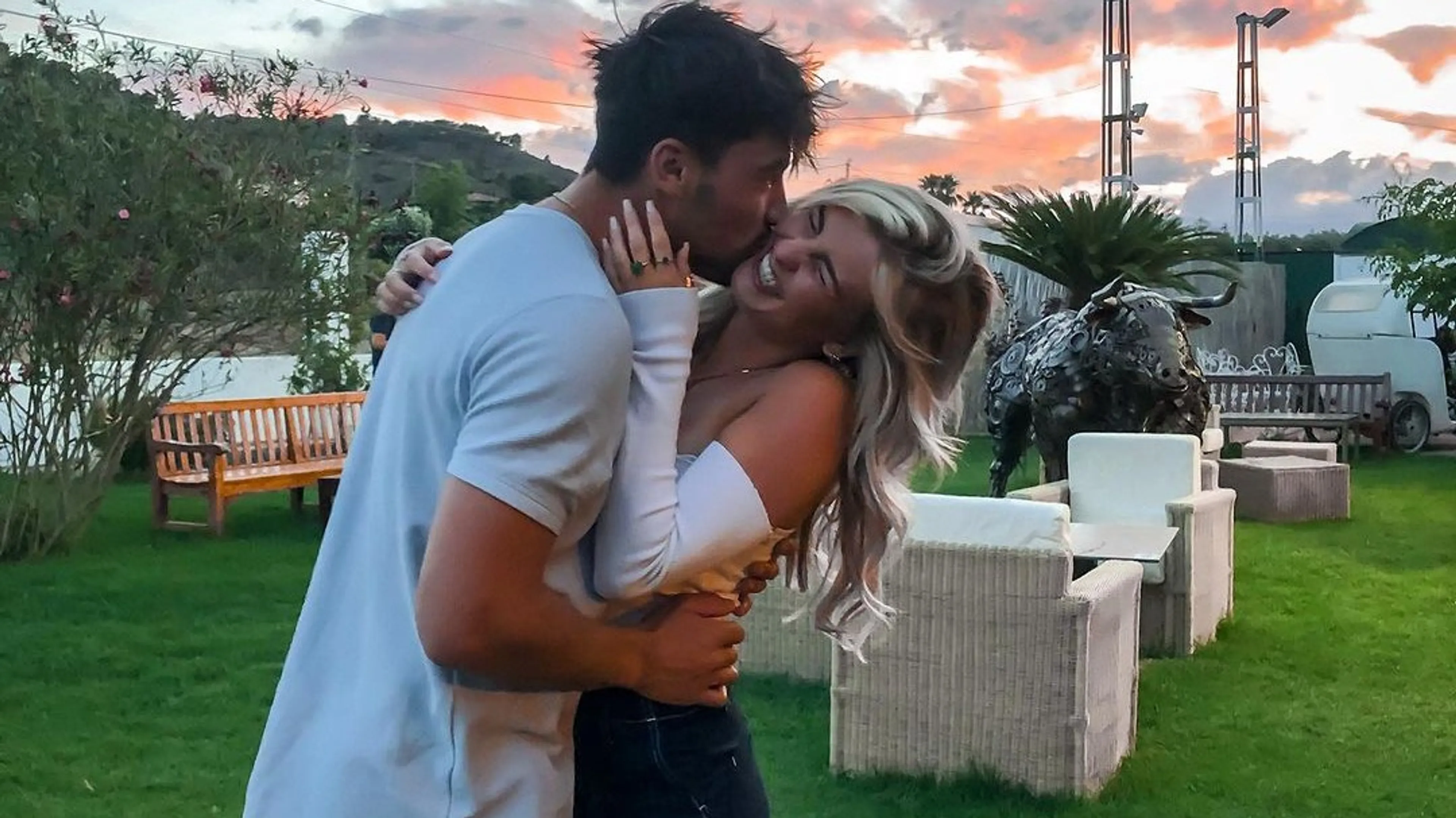 B&B Vol Liefde-Dani deelt heugelijk nieuws: 'I said yes!'
