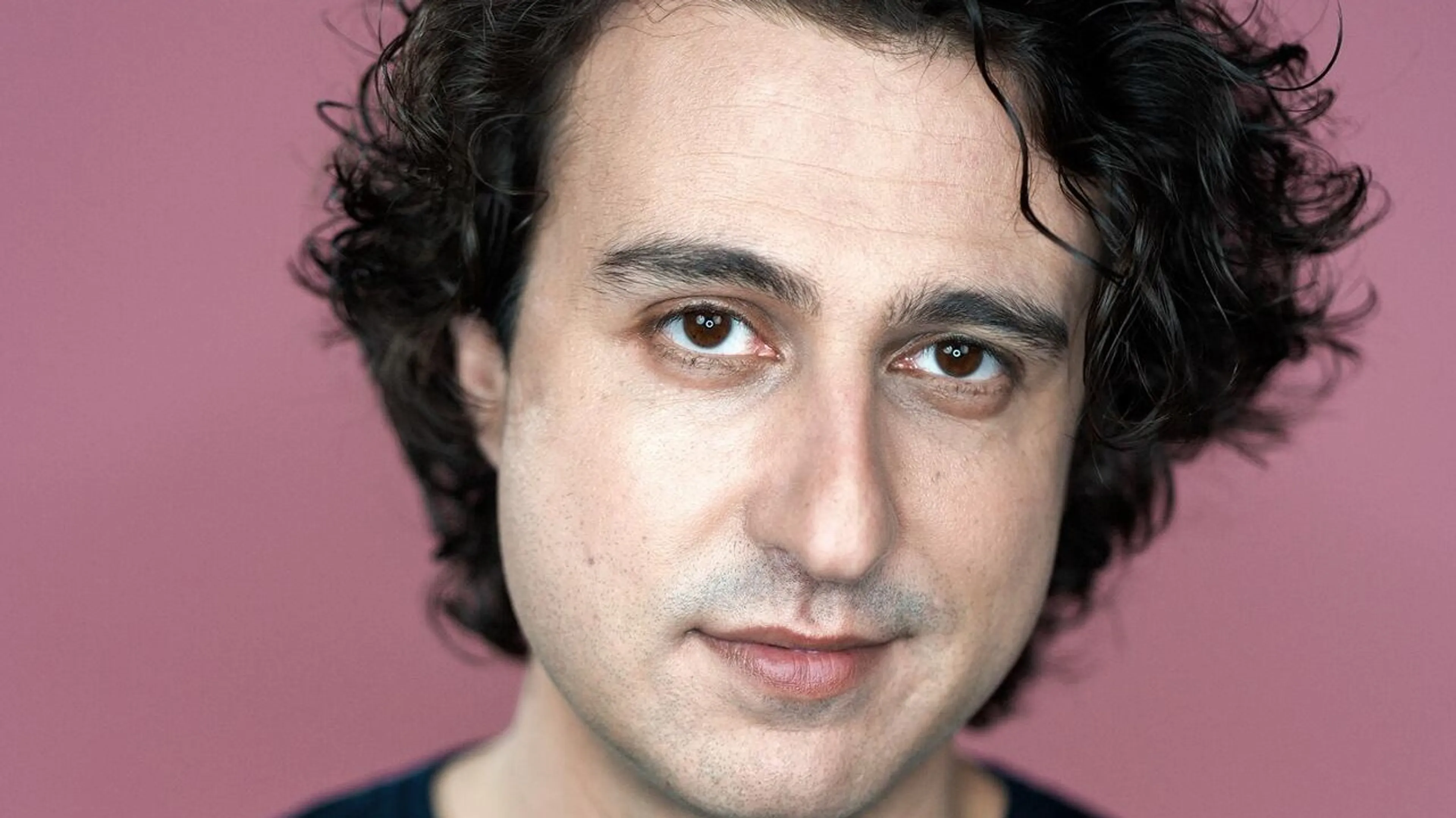 GroenLinks-leider Jesse Klaver vanavond studiogast in Shownieuws