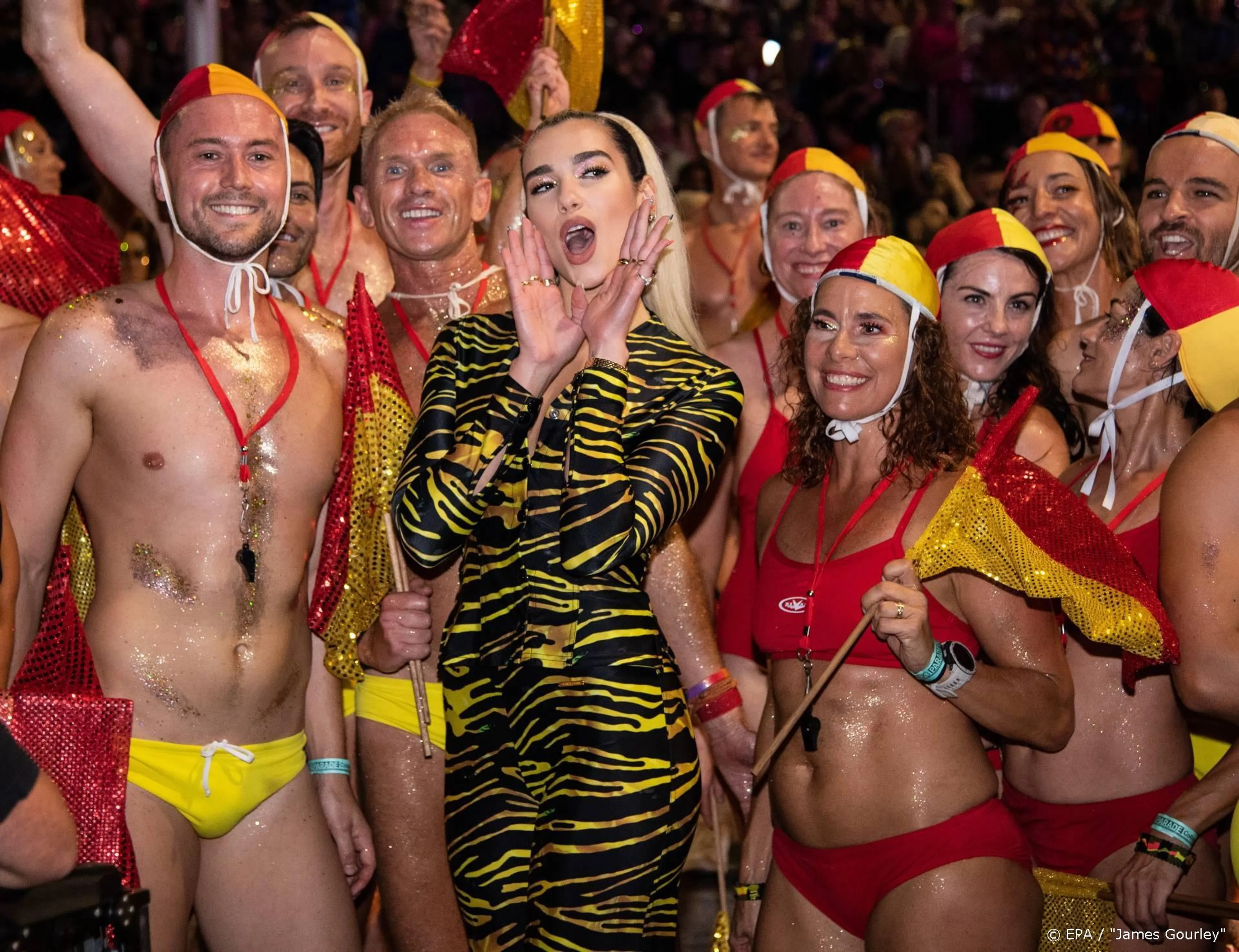 Dua Lipa verbaast zich over leiderspositie binnen feminisme