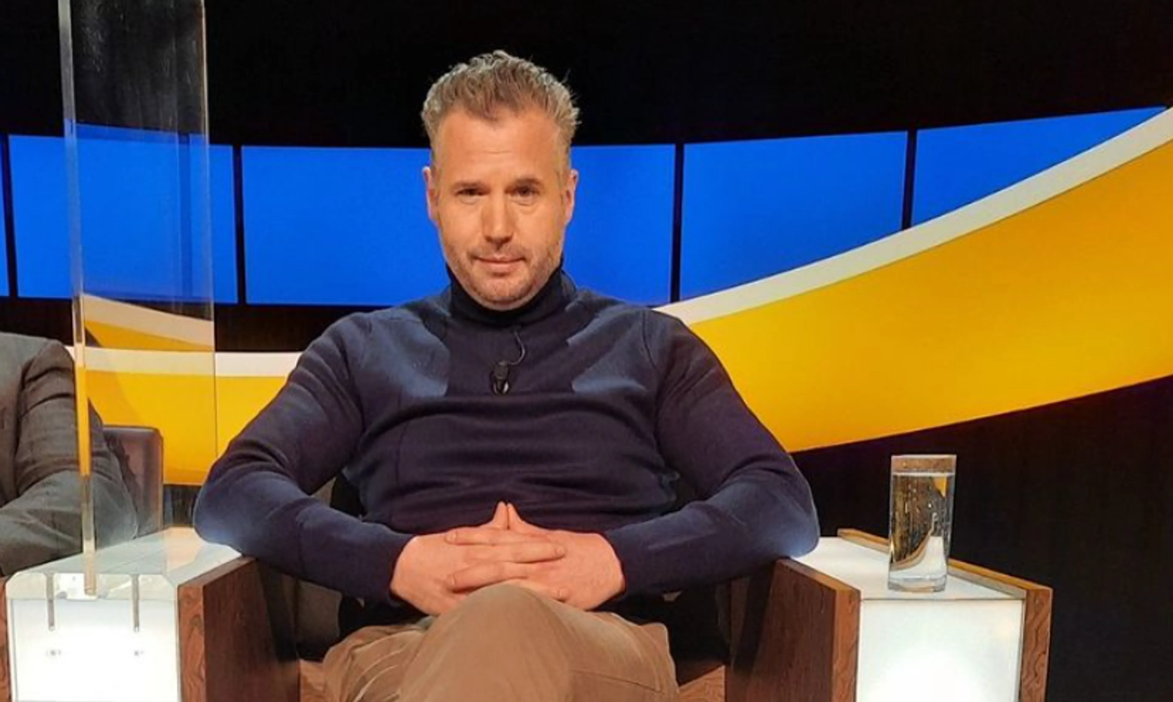 Tijl Beckand vindt praten over vreemdgaan moeilijk