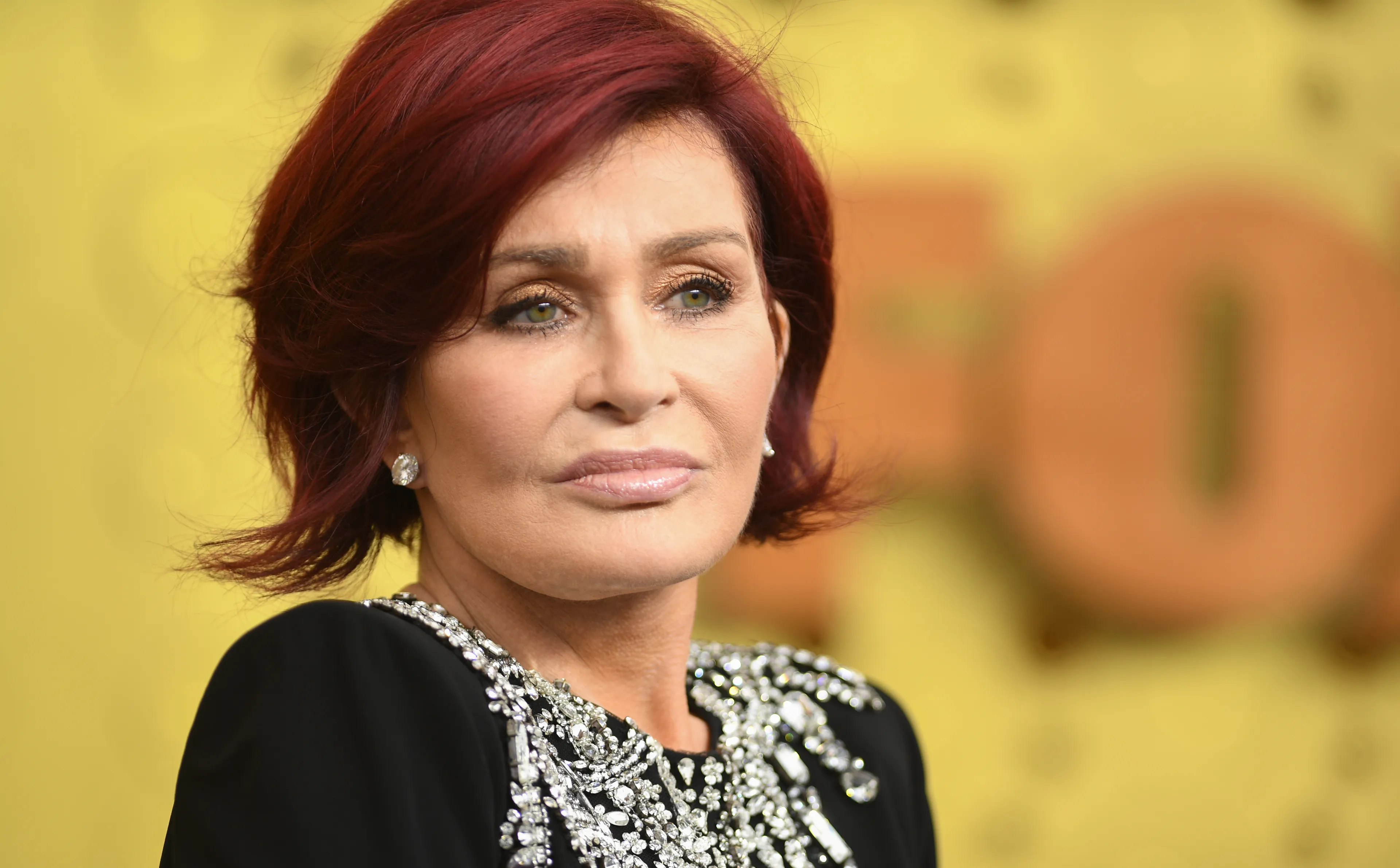 Sharon Osbourne onherkenbaar na complete transformatie