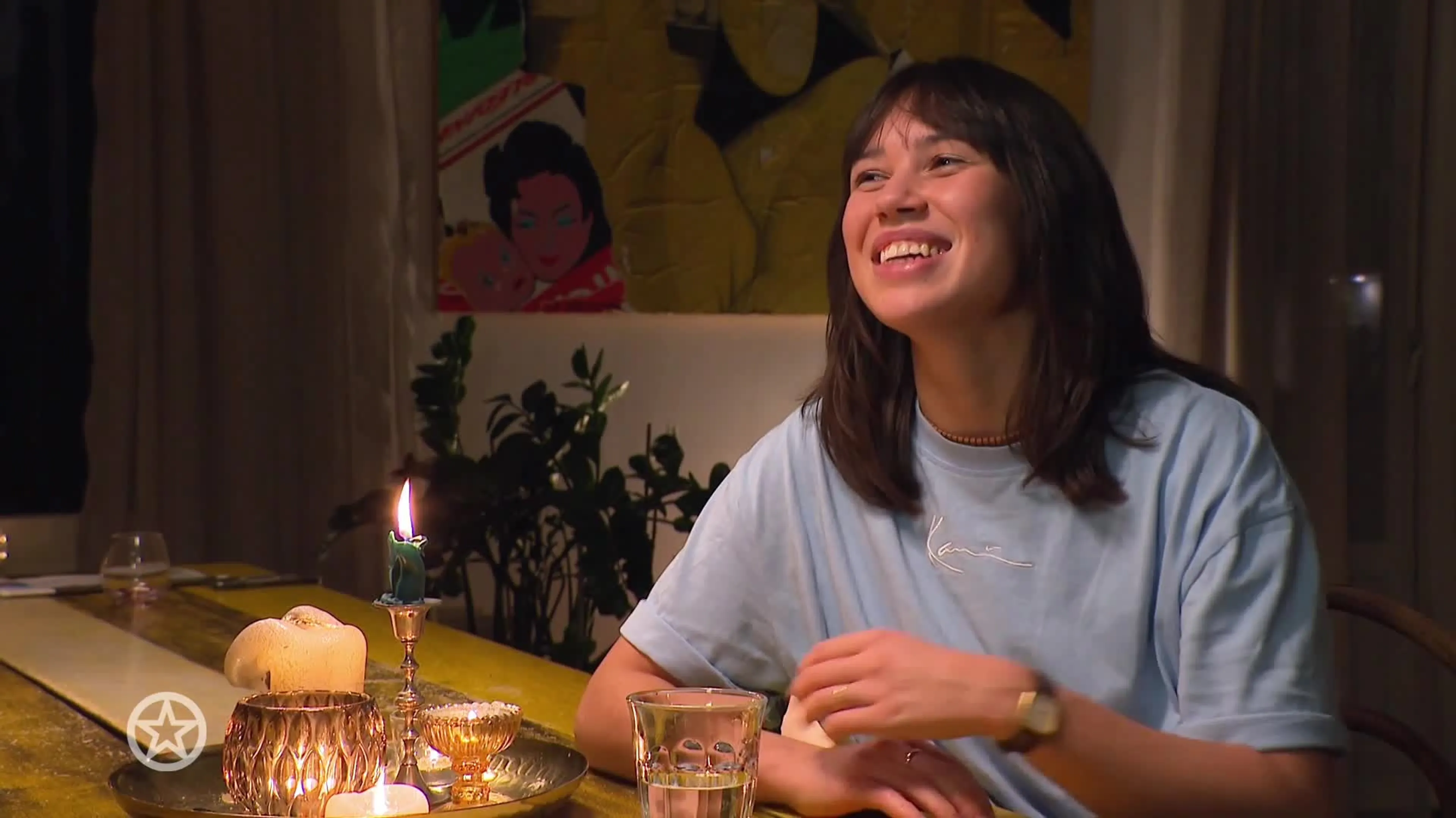 Zangeres Meau (21) is een hit