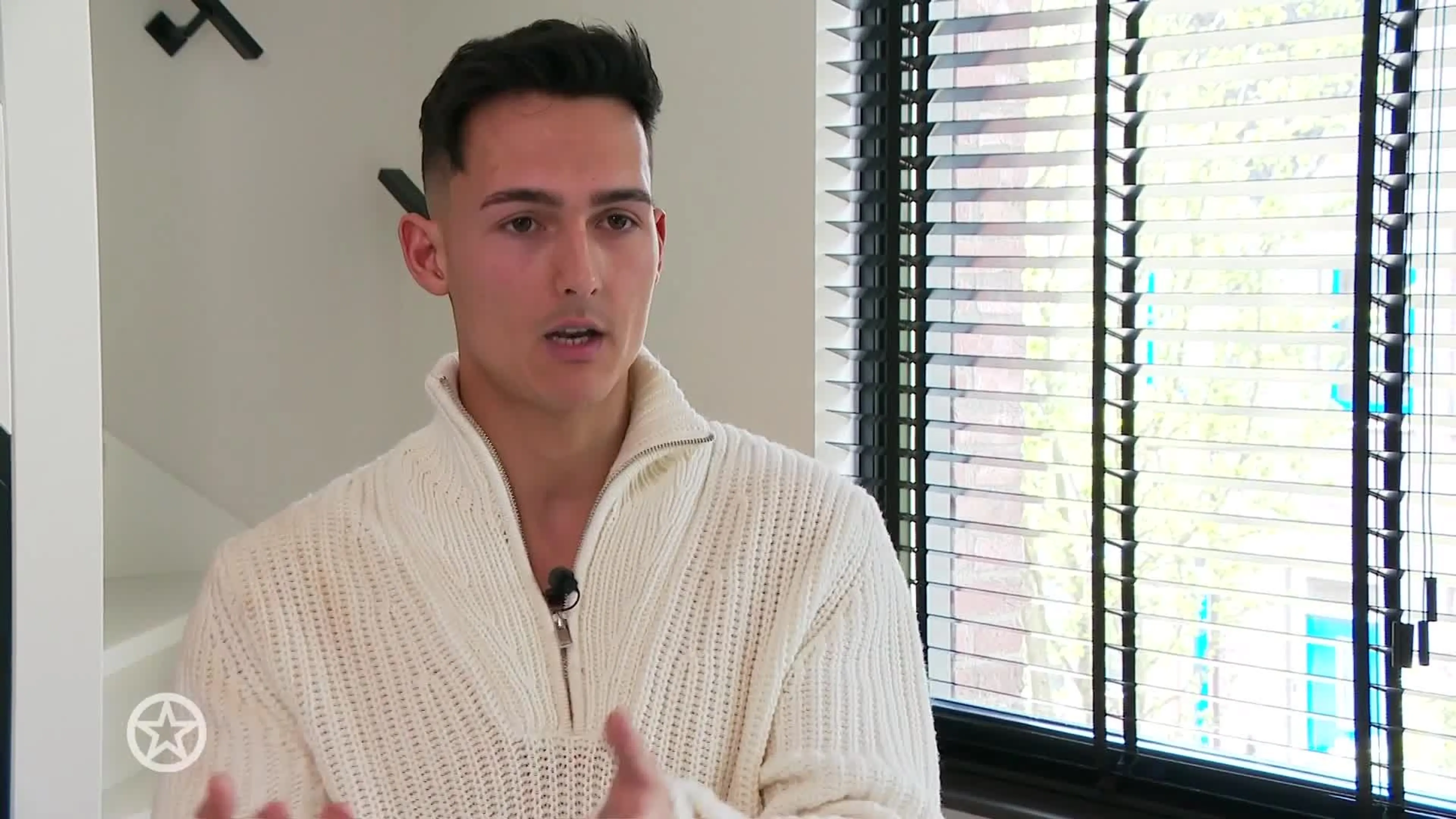 Levy verdient tonnen met naaktvideo's: 'Ik ben er klaar mee'