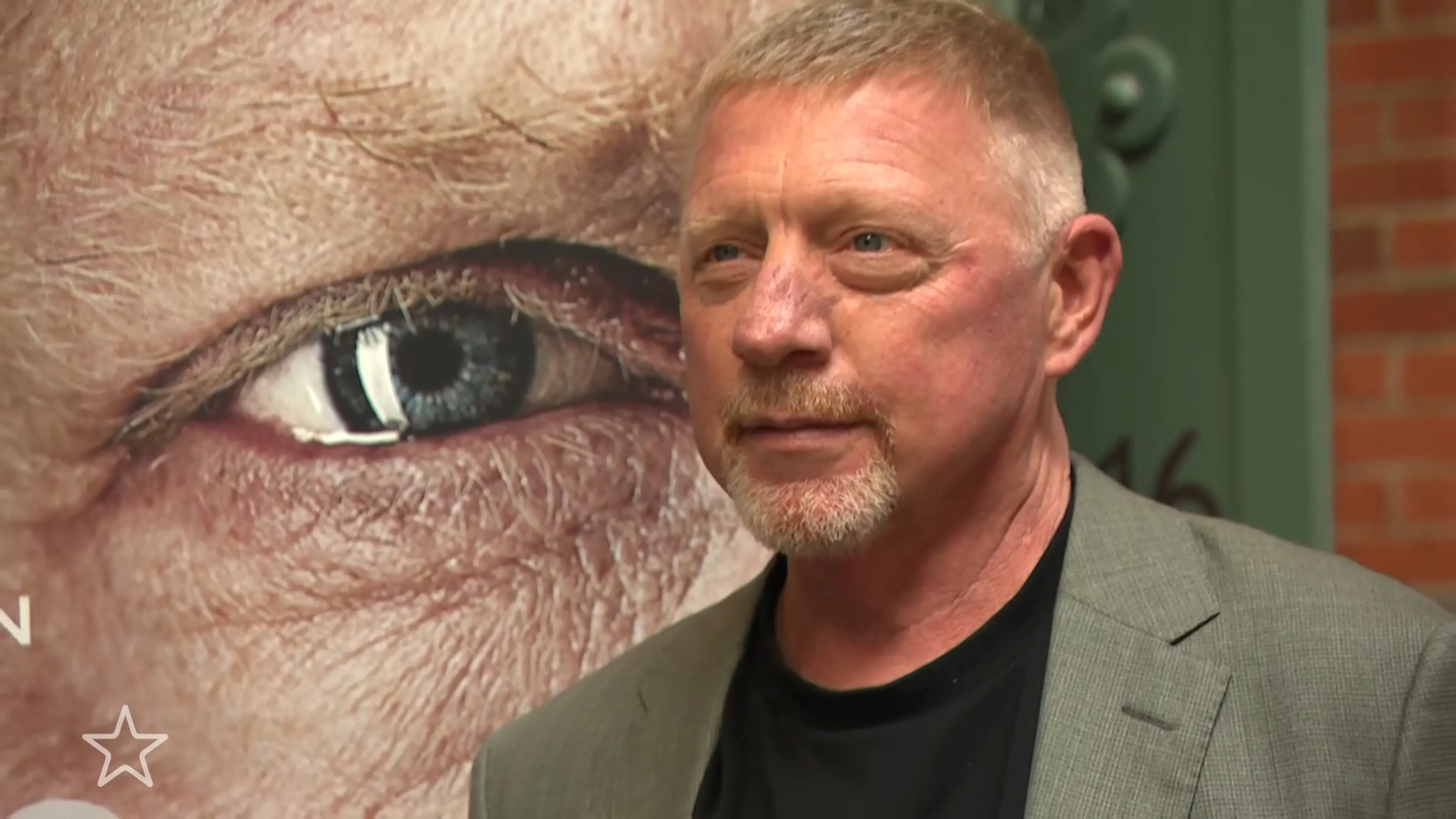 Boris Becker belaagd door politie tijdens publieke bijeenkomst