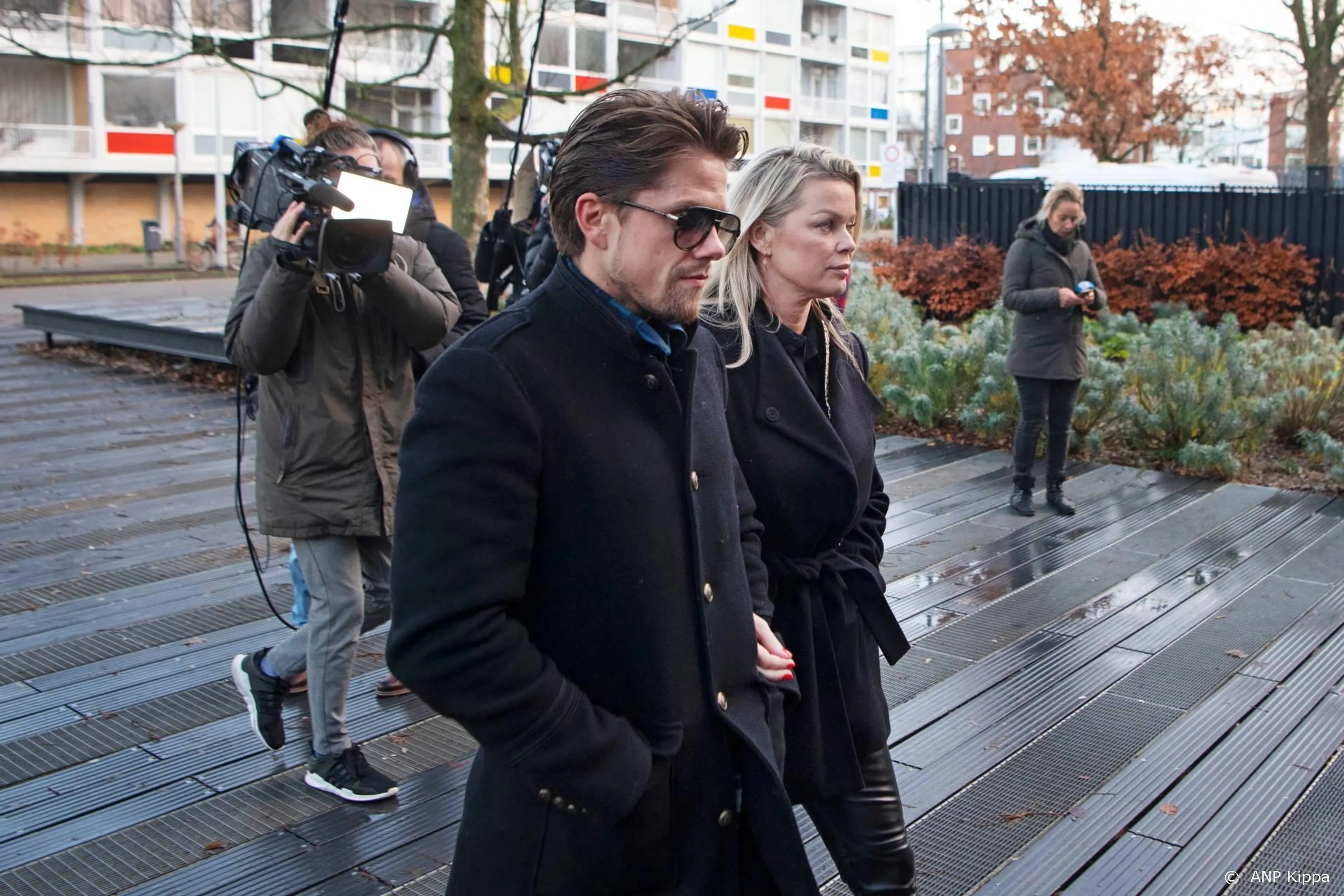 'André en Bridget mogen media niet schuld geven van breuk'