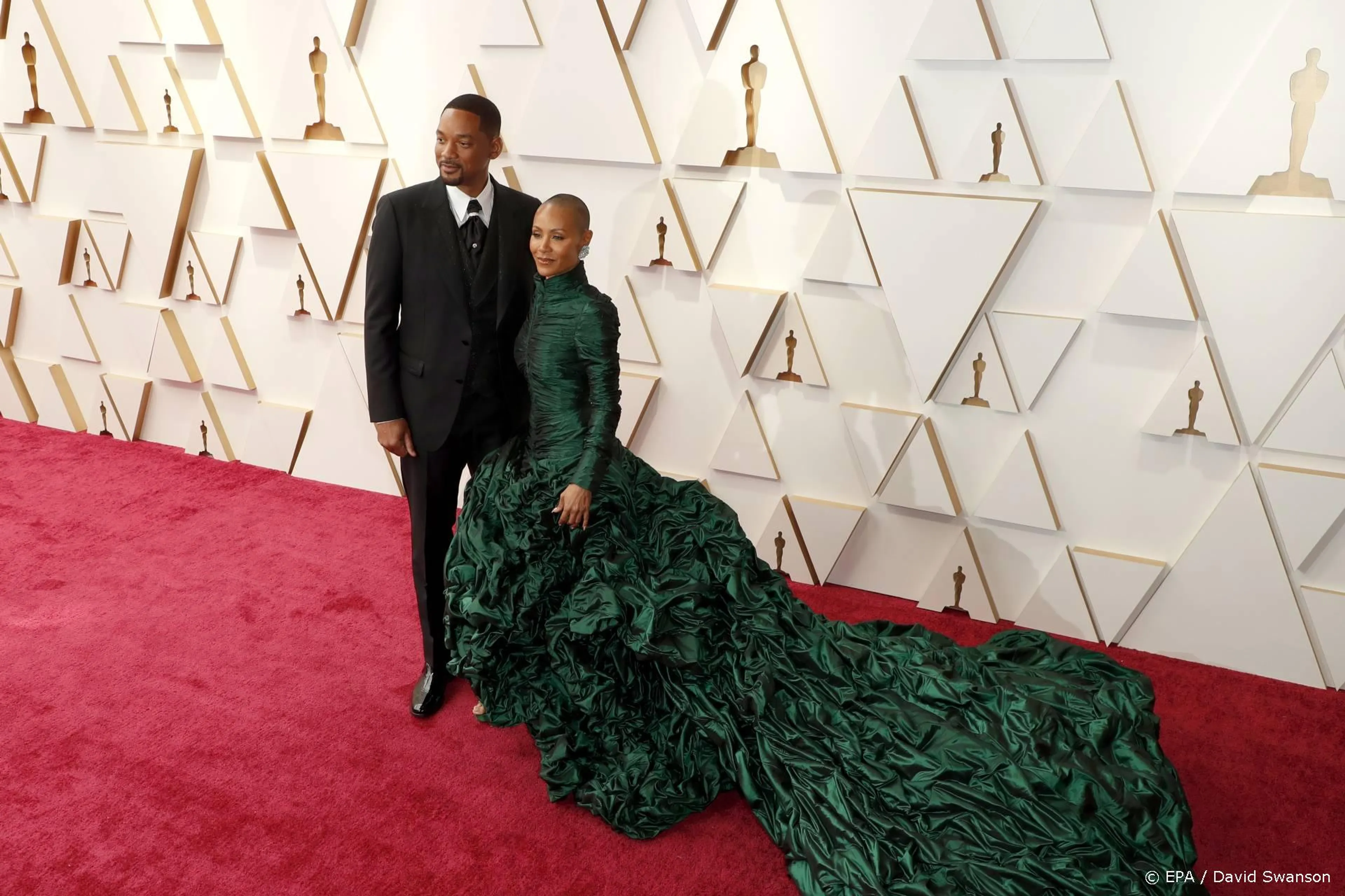 ZIEN: Ongemakkelijk filmpje Will en Jada Smith duikt op