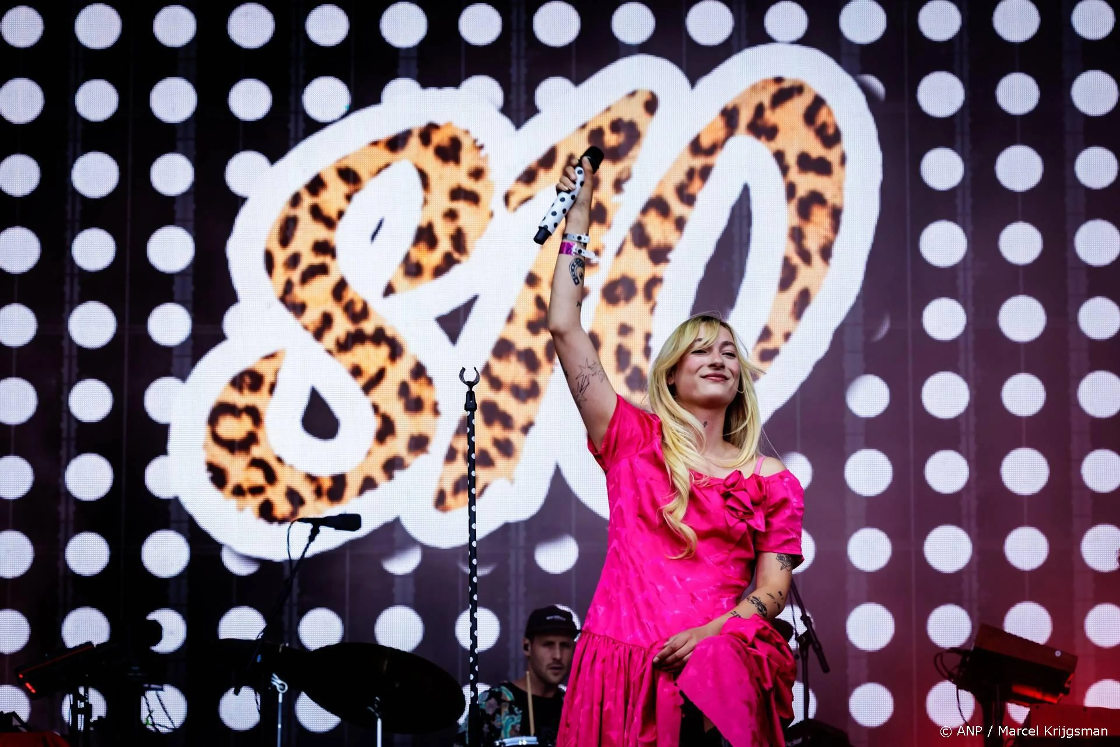 Festival Julianapop met S10 en Ronnie Flex afgelast vanwege stormschade