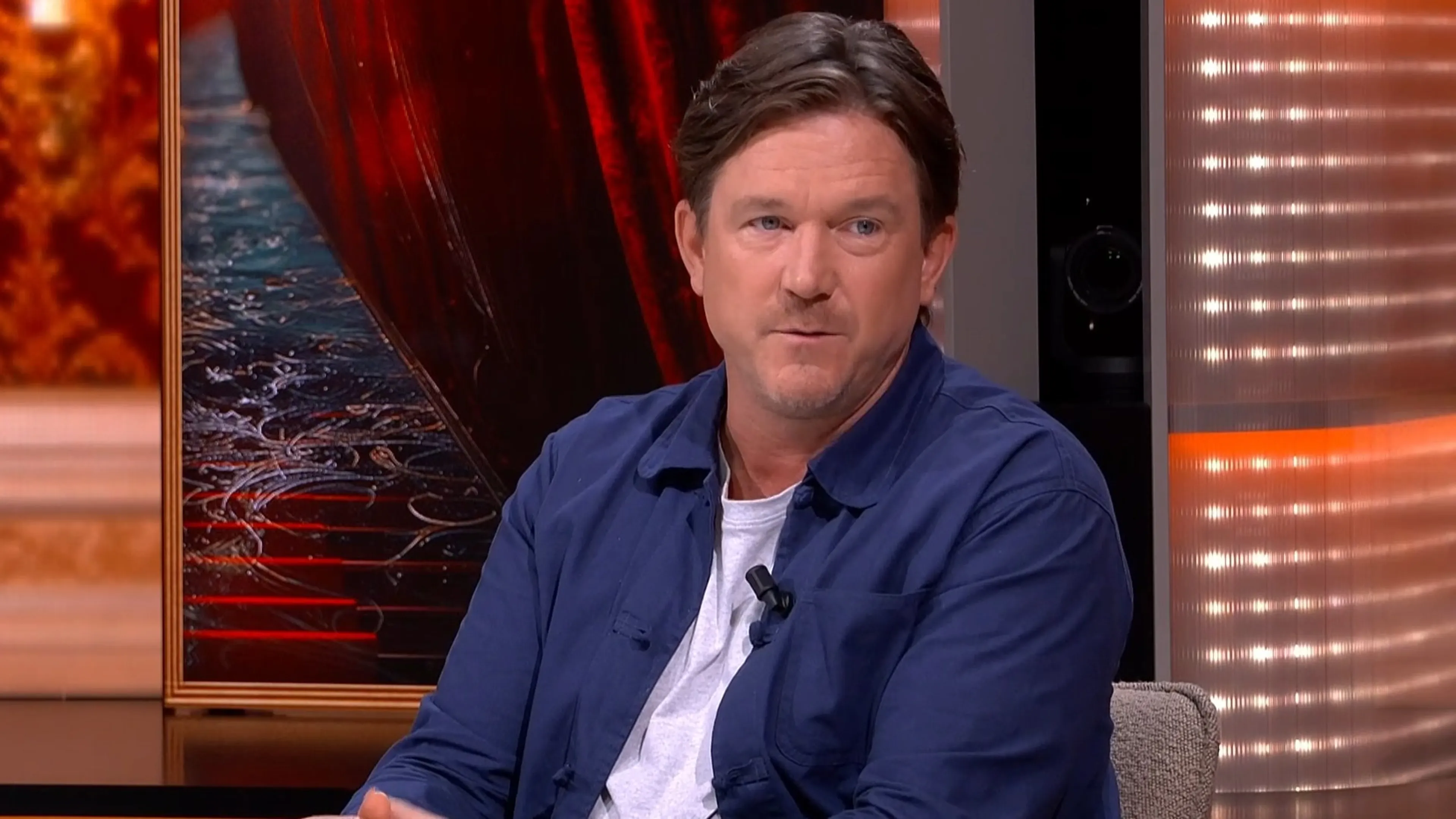 Johnny de Mol openhartig in Shownieuws: moeilijke jaren hebben er 'ingehakt'