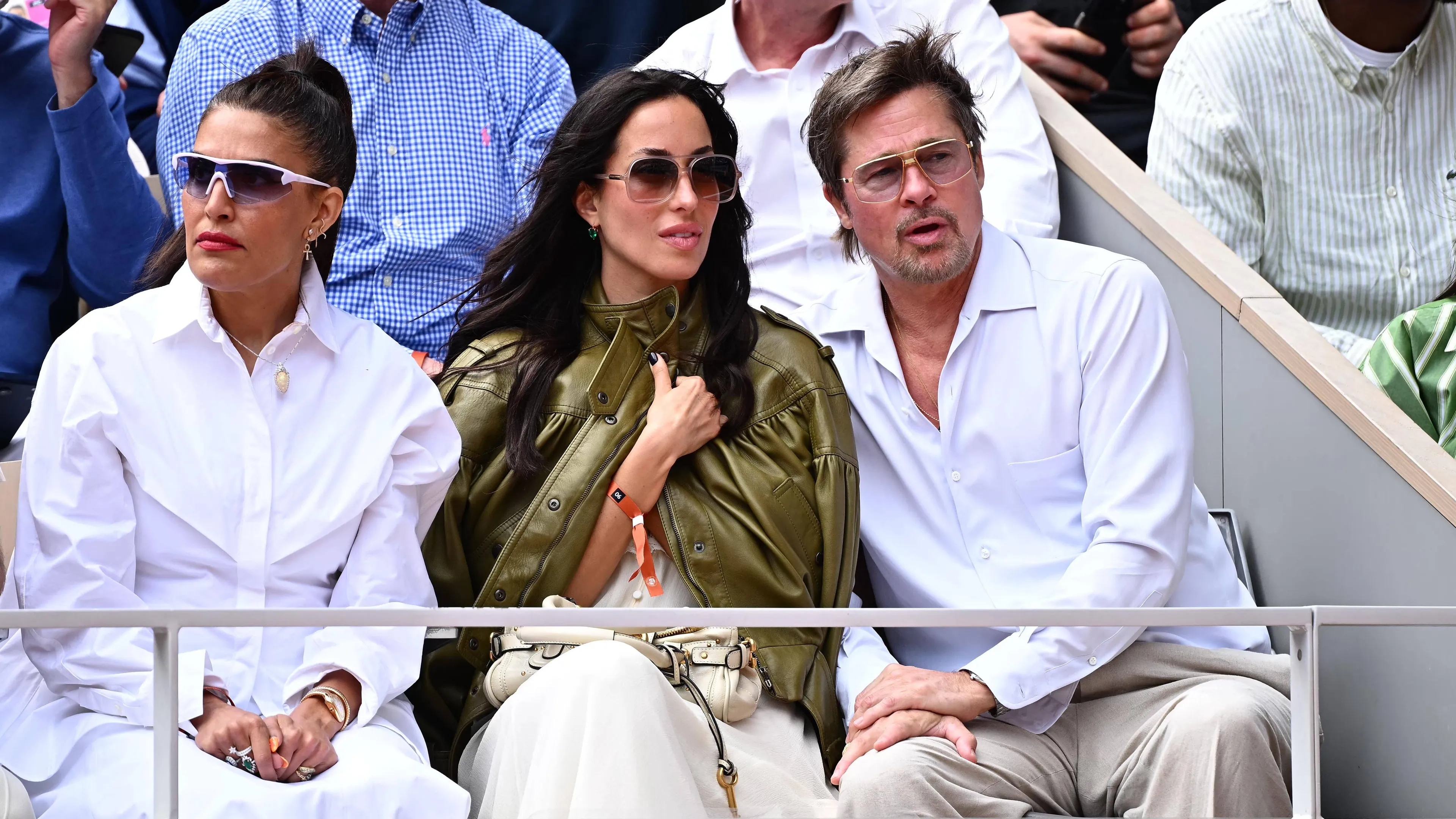 Relatie Brad Pitt met 39 jaar jongere vriendin eindelijk Insta-official