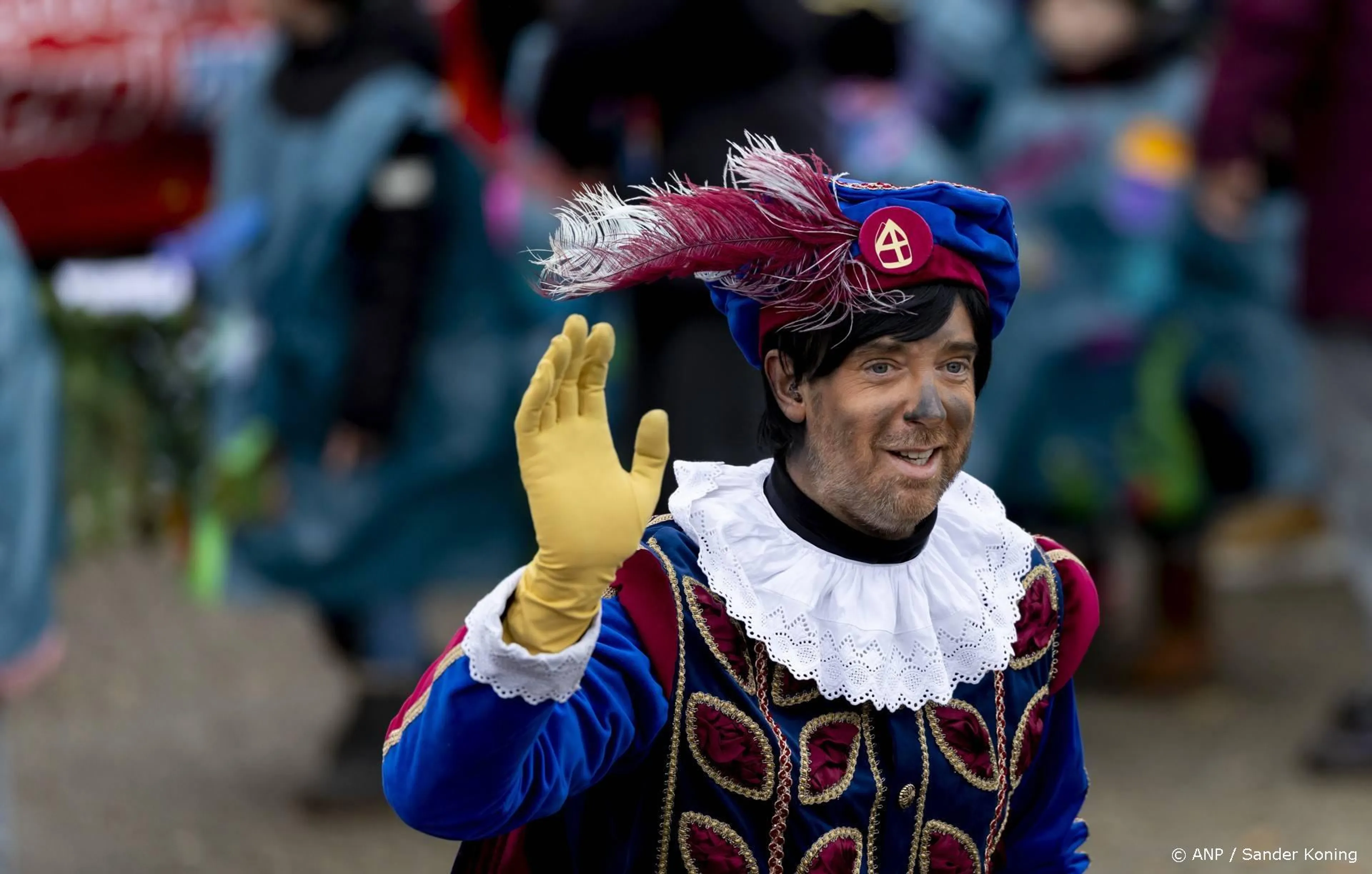 Zelfs gezin Hoofdpiet Niels van der Laan bedreigd na Sinterklaas-rel