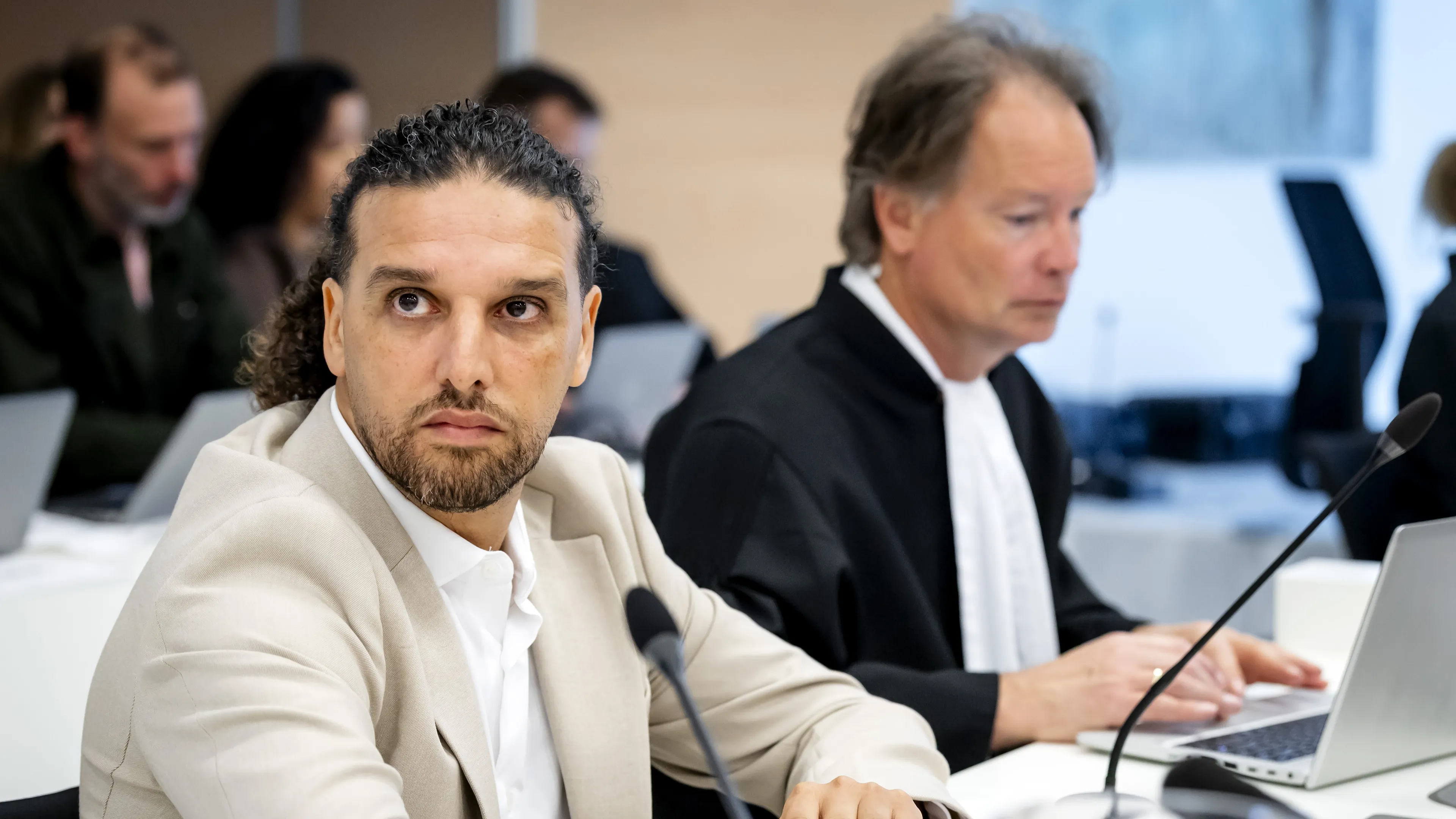 Advocaat Ali B heeft vertrouwen in vrijspraak hoger beroep: '100 procent ontlastend'