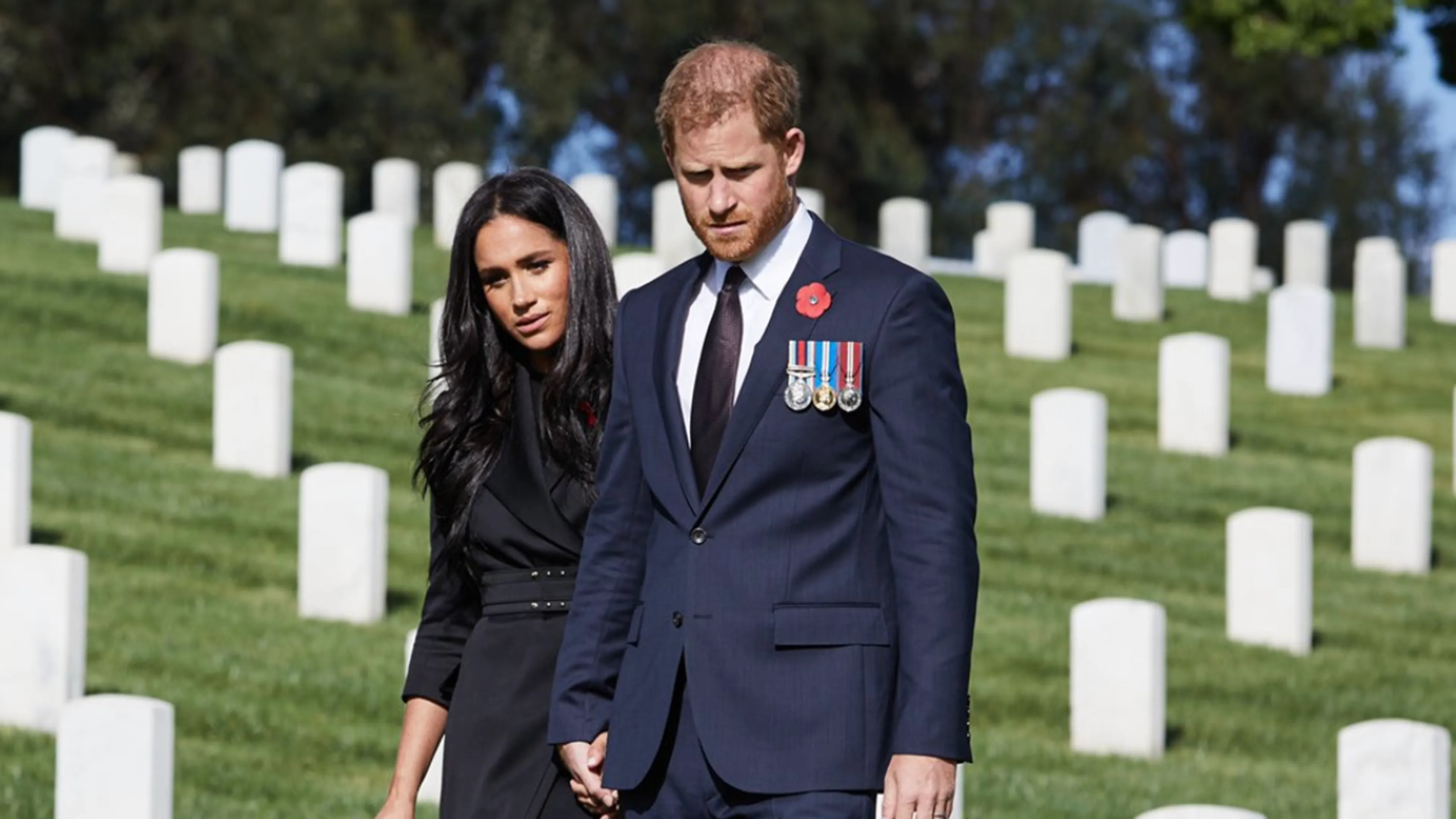 Ex-royals Harry en Meghan zoeken toch publiciteit op