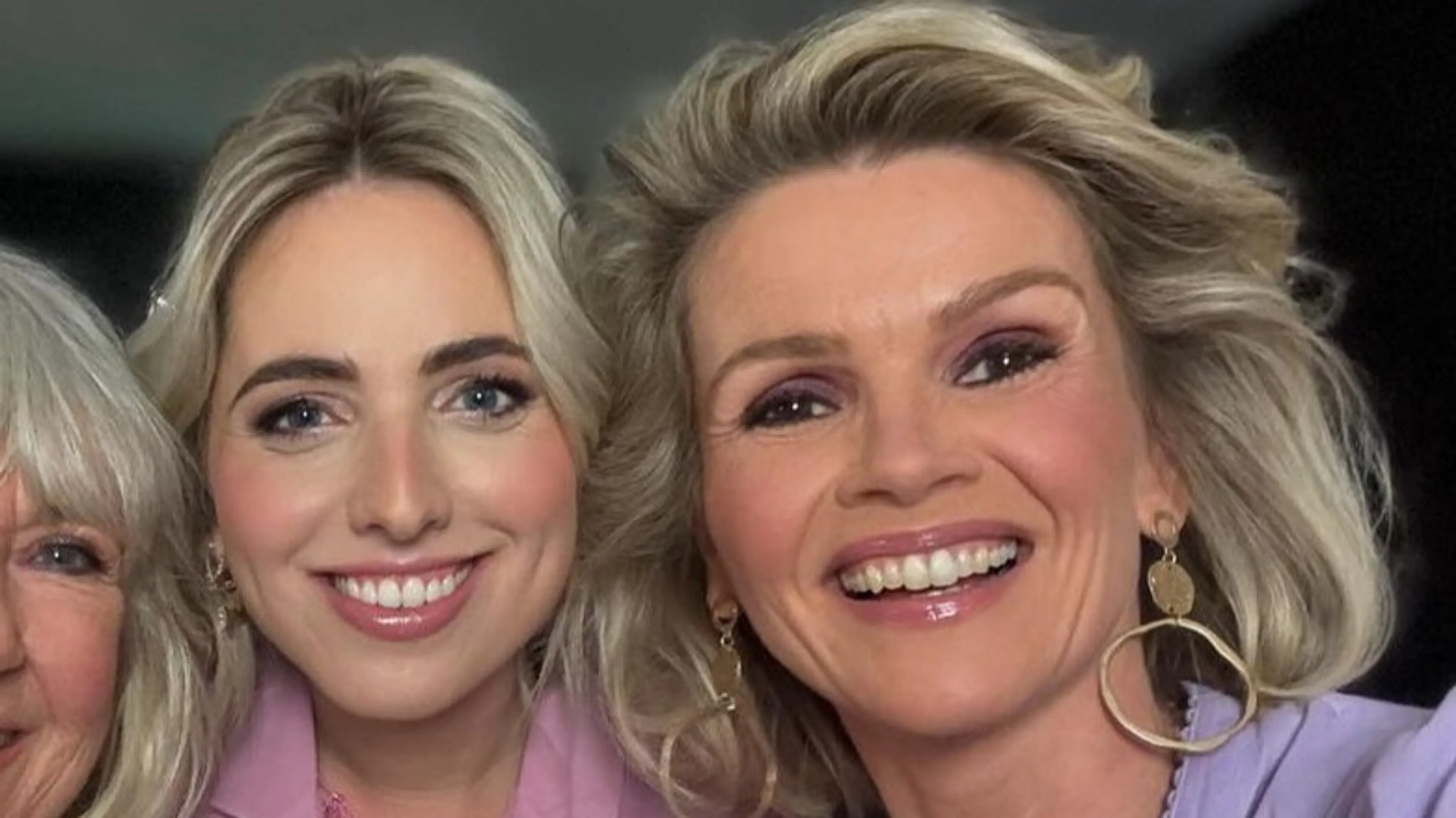 ZIEN: Shownieuws-sterren Tooske en Eline stralen zonder make-up