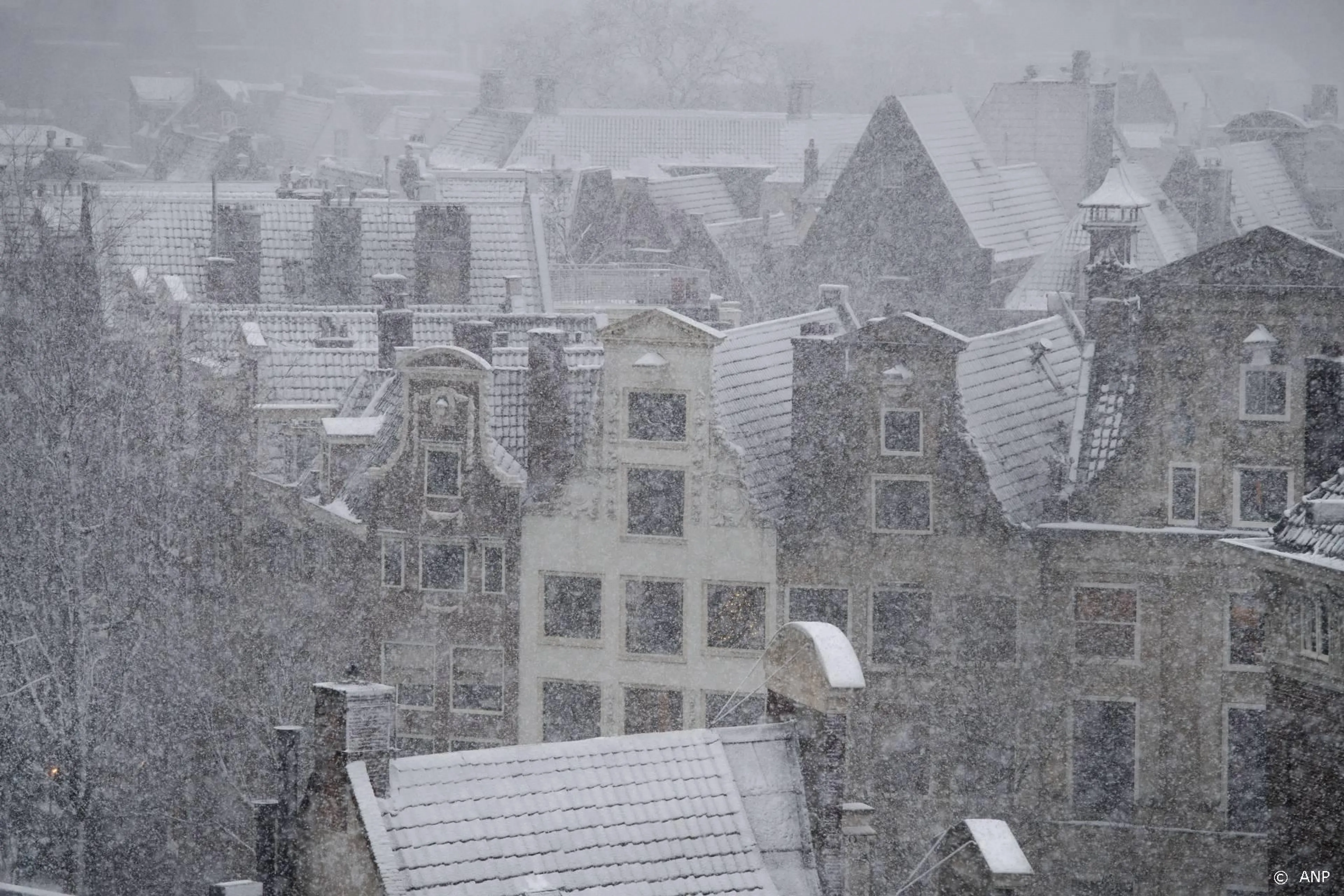 Tv-opnames gaan gewoon door ondanks verwachte sneeuw