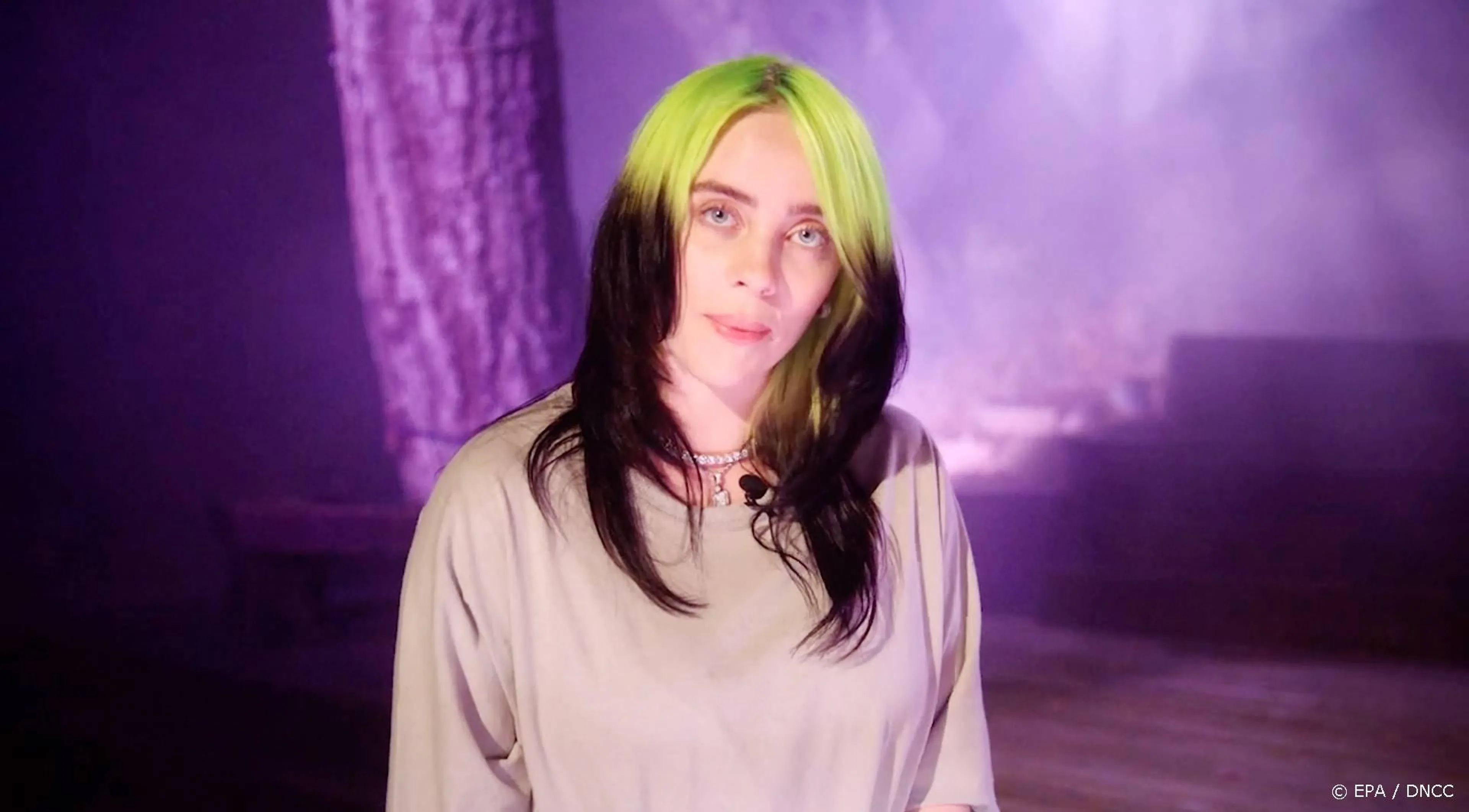 Billie Eilish roept volgers op te gaan stemmen