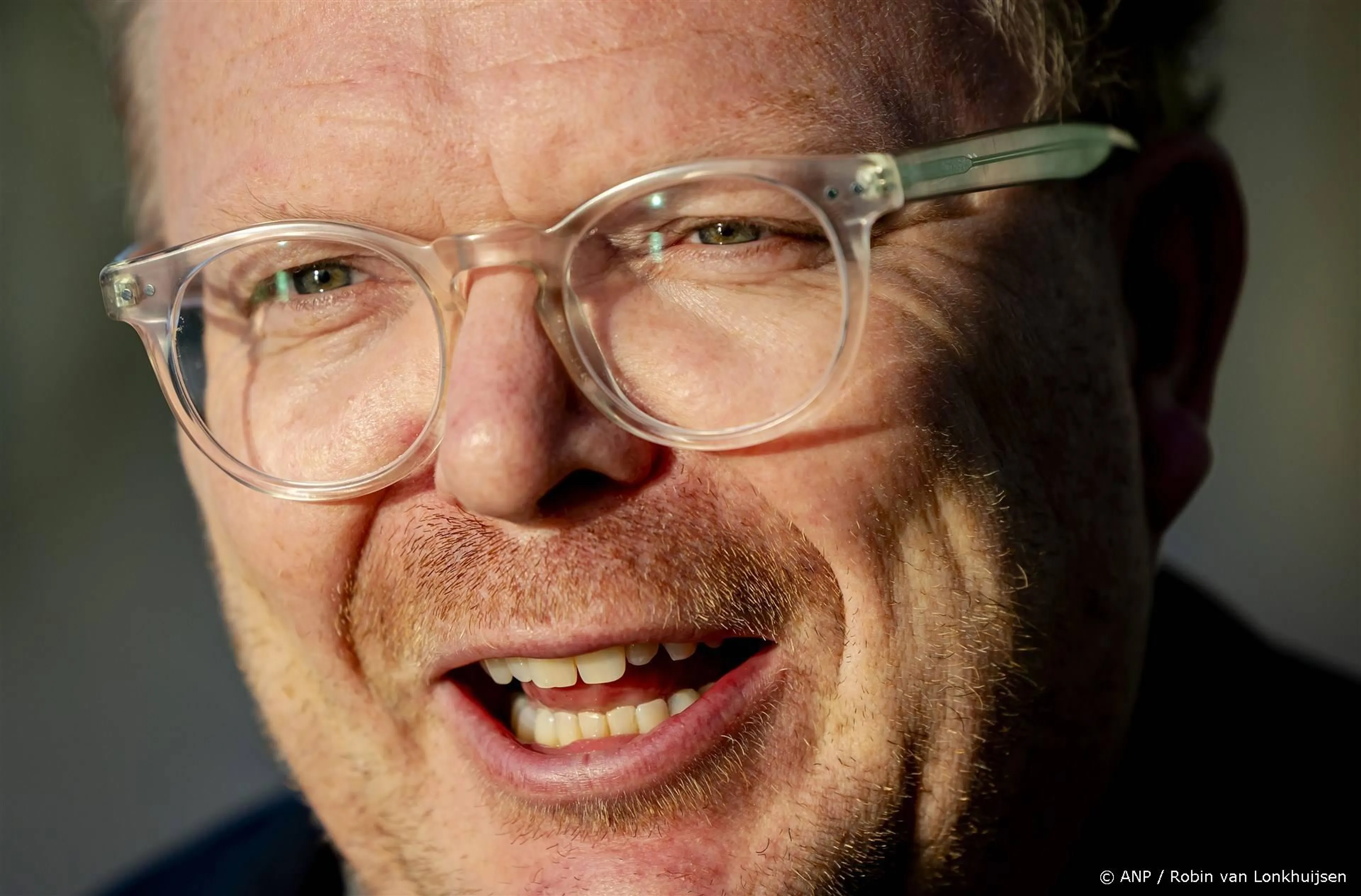 Jan Roos weer thuis na arrestatie 